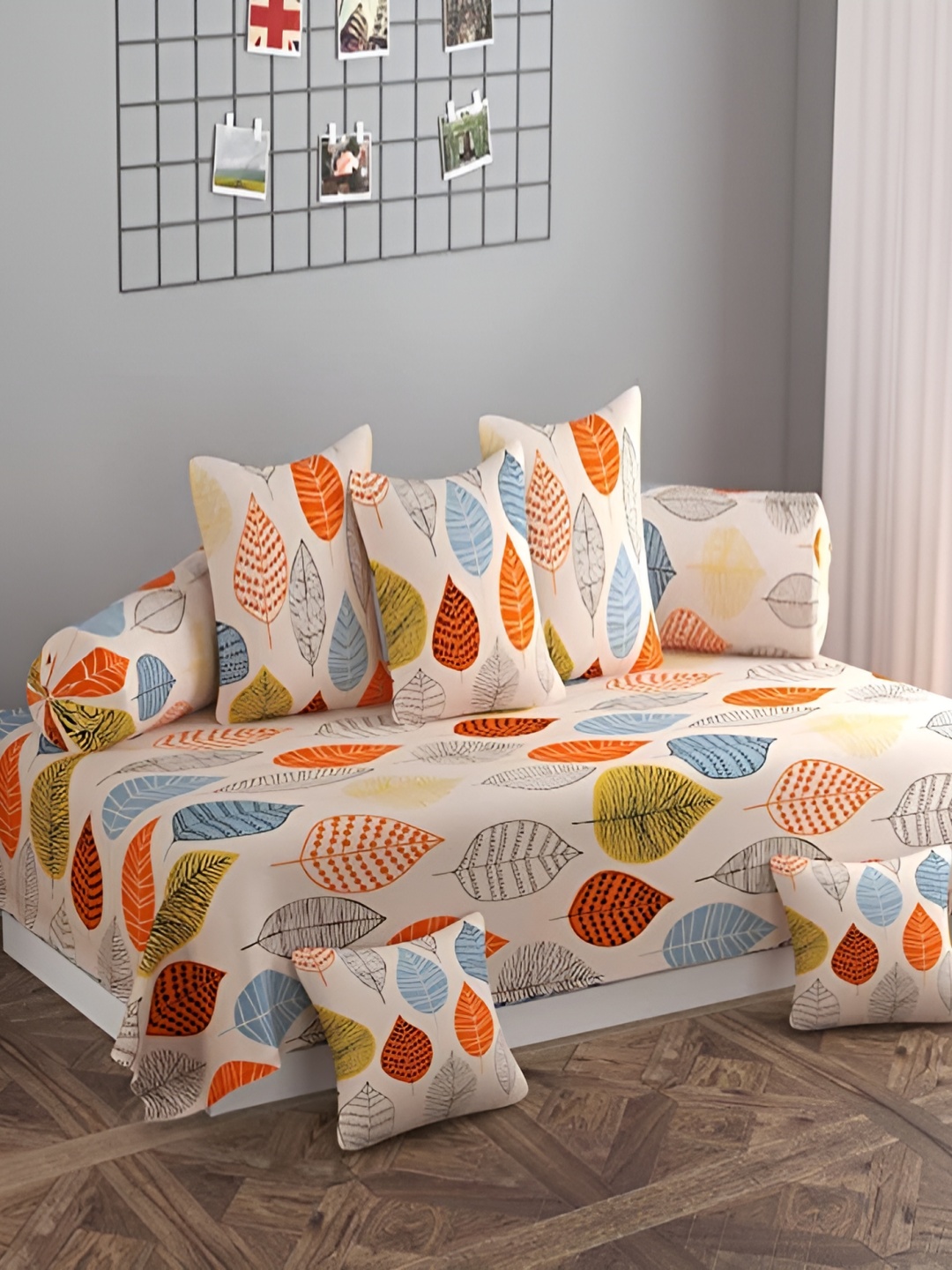 

hargunz Beige 8 Pieces Quirky Printed Bedsheet With Bolster Covers & Cushion Covers