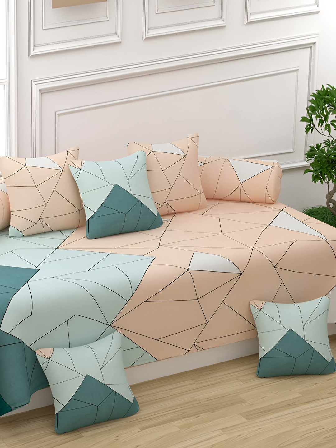 

hargunz Peach 8 Pieces Geometric Printed Bedsheet With Bolster Covers & Cushion Covers