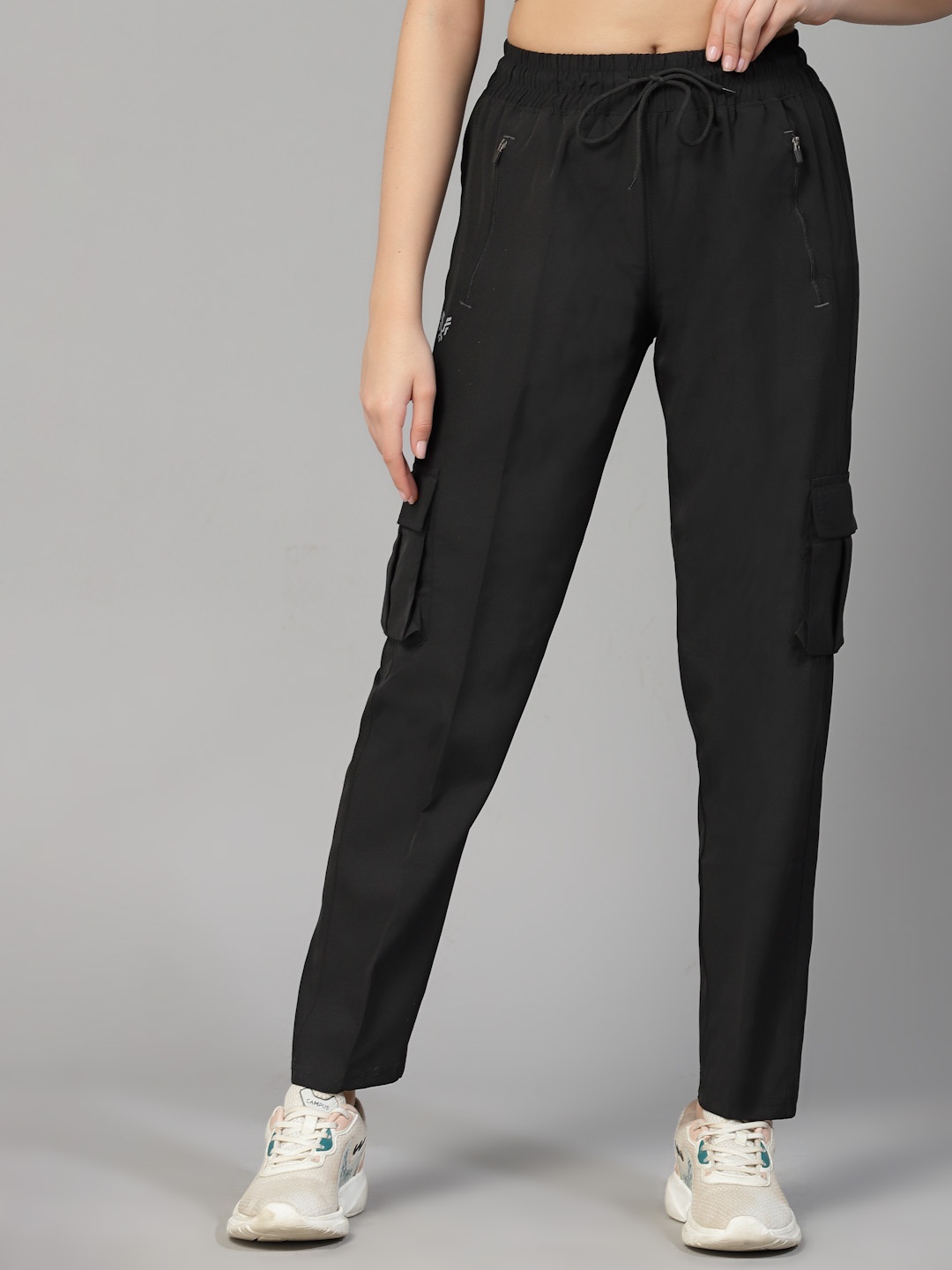 

UZARUS Women Mid-Rise Track Pants, Black
