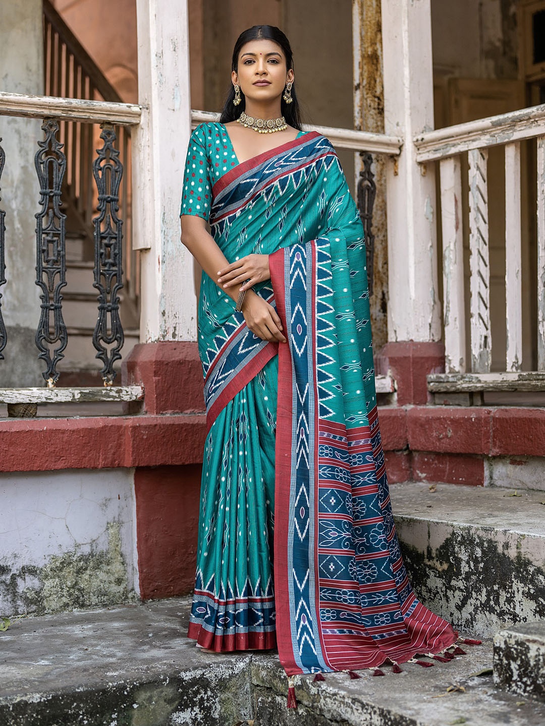 

VISHNU WEAVES Ajrak Block Printed Silk Cotton Ikat Saree, Teal