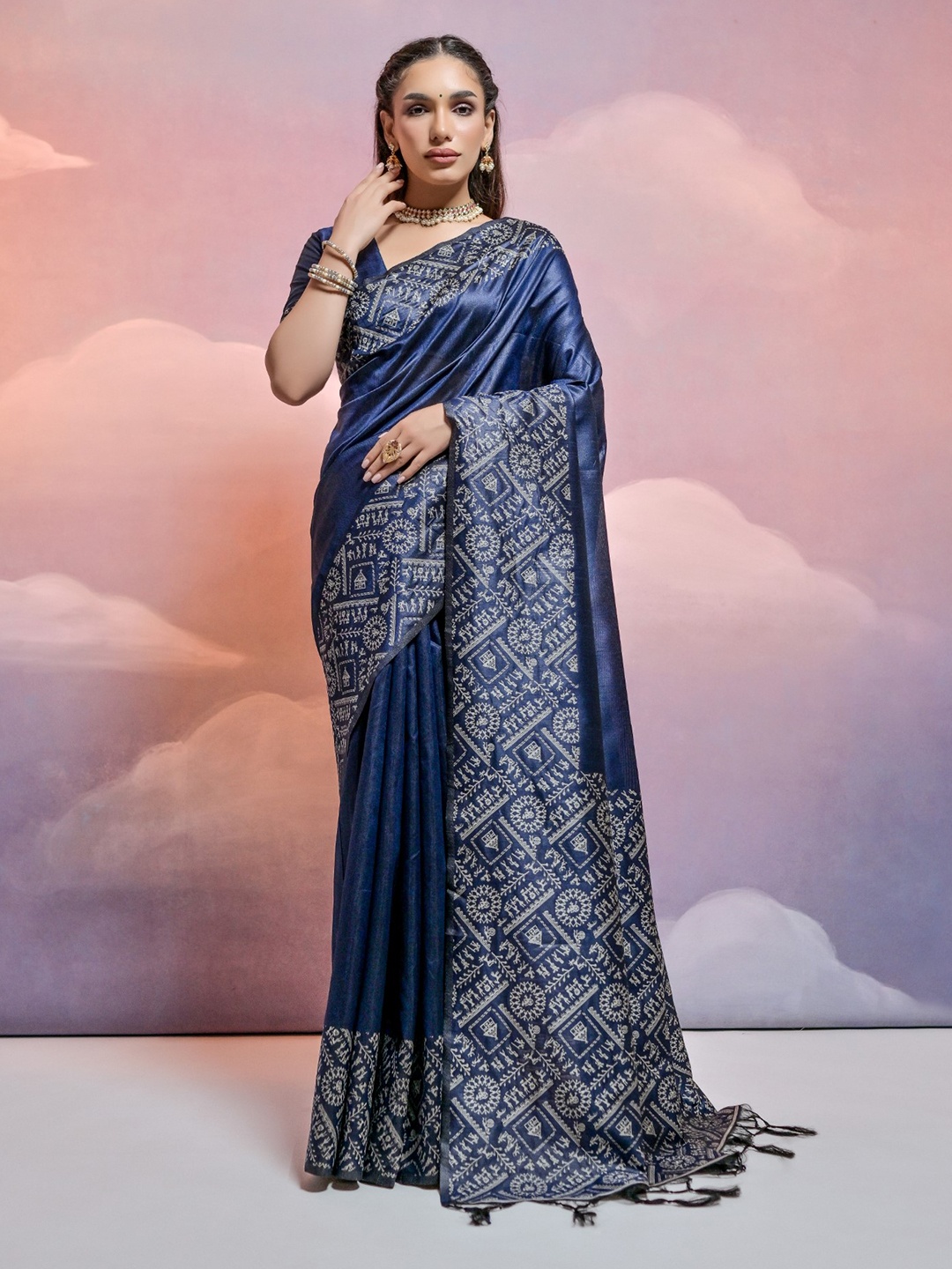 

VISHNU WEAVES Woven Design Bhagalpuri Saree, Blue