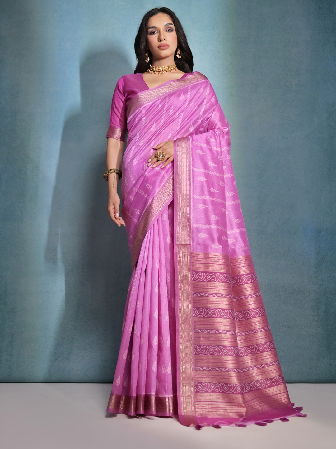 

VISHNU WEAVES Paisley Woven Design Zari Bhagalpuri Saree, Pink