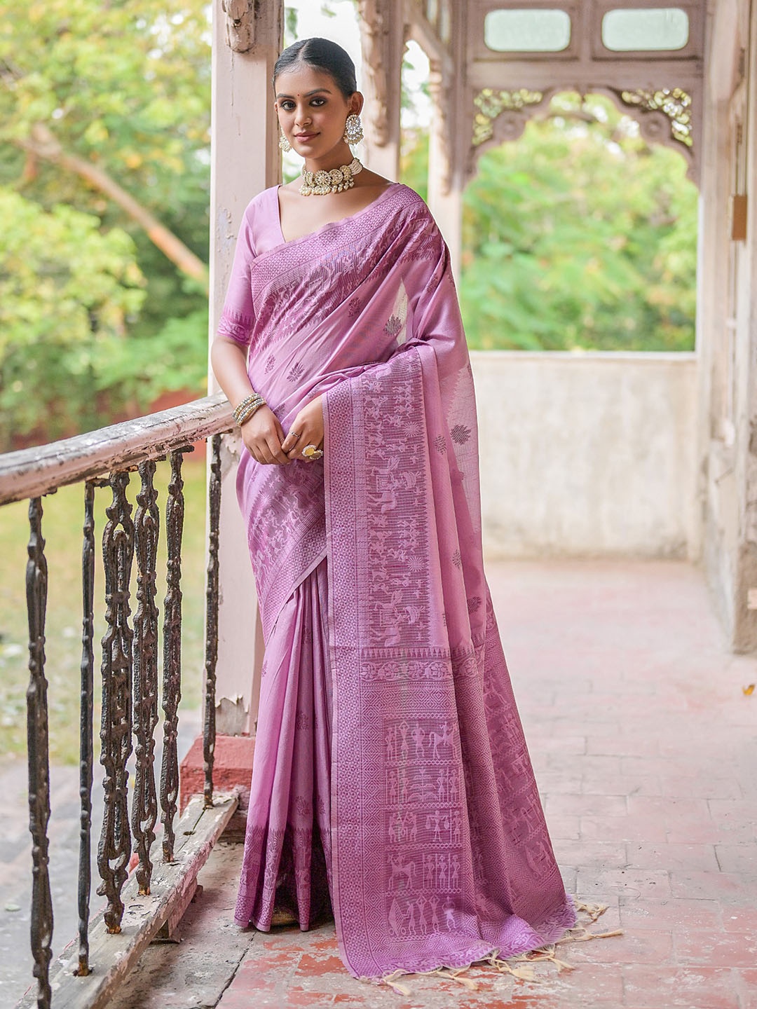 

VISHNU WEAVES Woven Design Bhagalpuri Saree With Tassles, Lavender