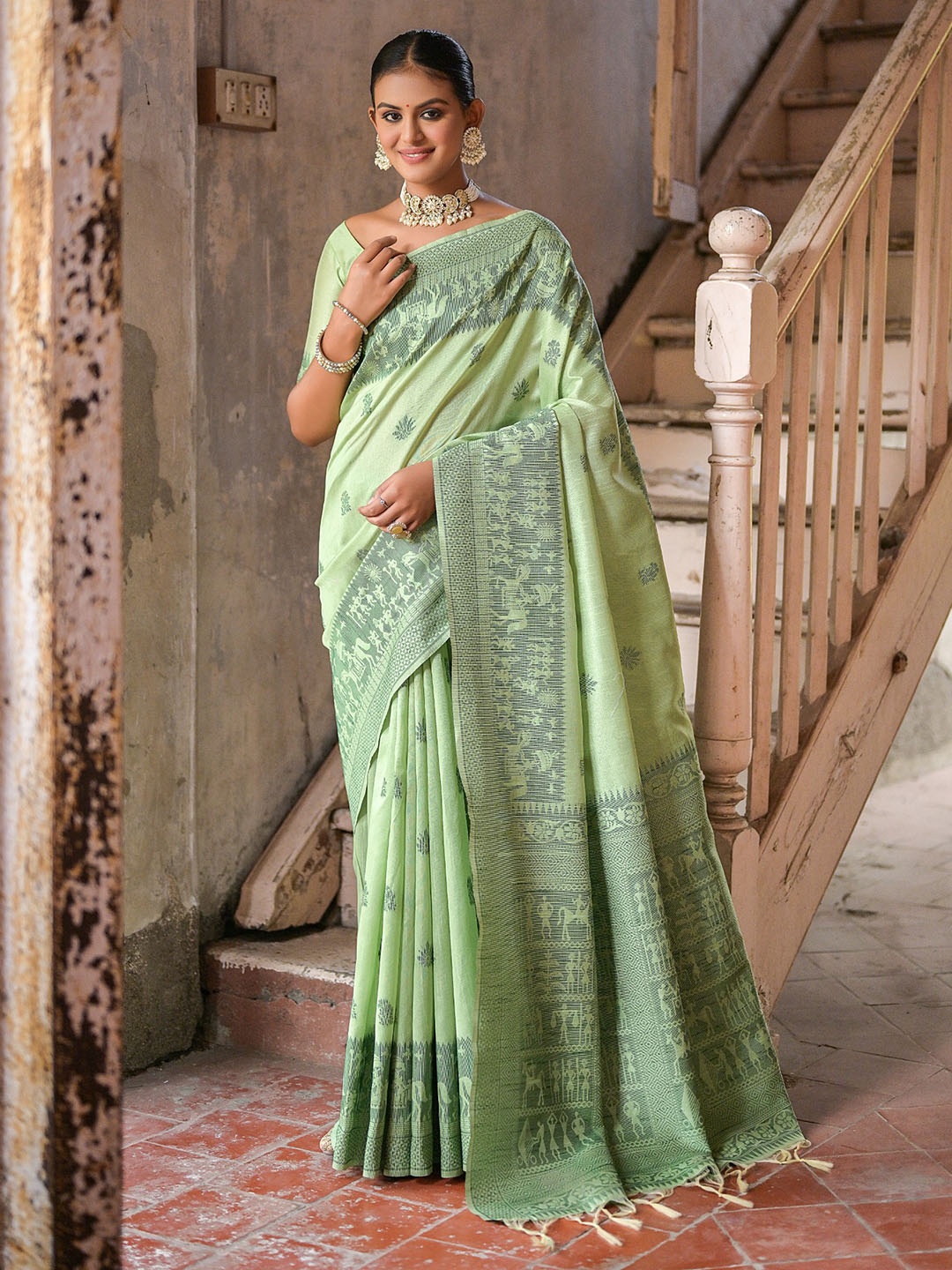 

VISHNU WEAVES Woven Design Bhagalpuri Saree, Green