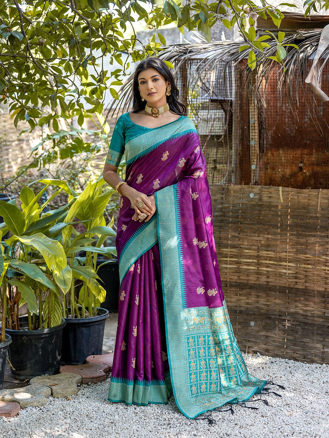 

VISHNU WEAVES Woven Design Ethnic Motifs Zari Pure Silk Tussar Saree, Purple