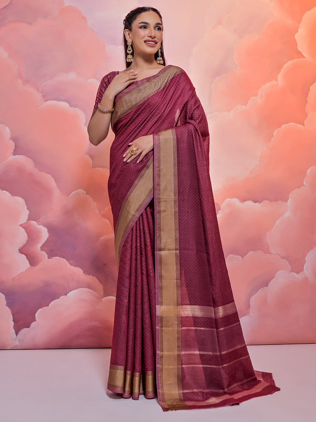 

VISHNU WEAVES Woven Design Zari Pure Cotton Bandhani Saree, Purple