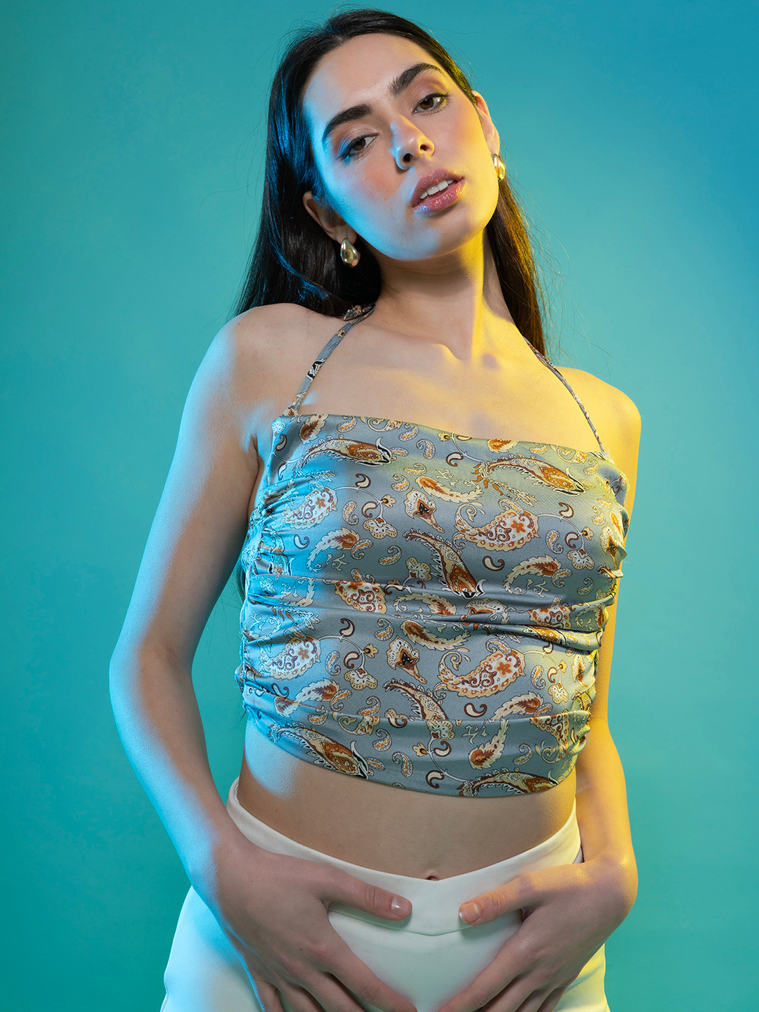 

Stylecast X Hersheinbox Green & Brown Ethnic Printed Halter Neck Satin Fitted Crop Top