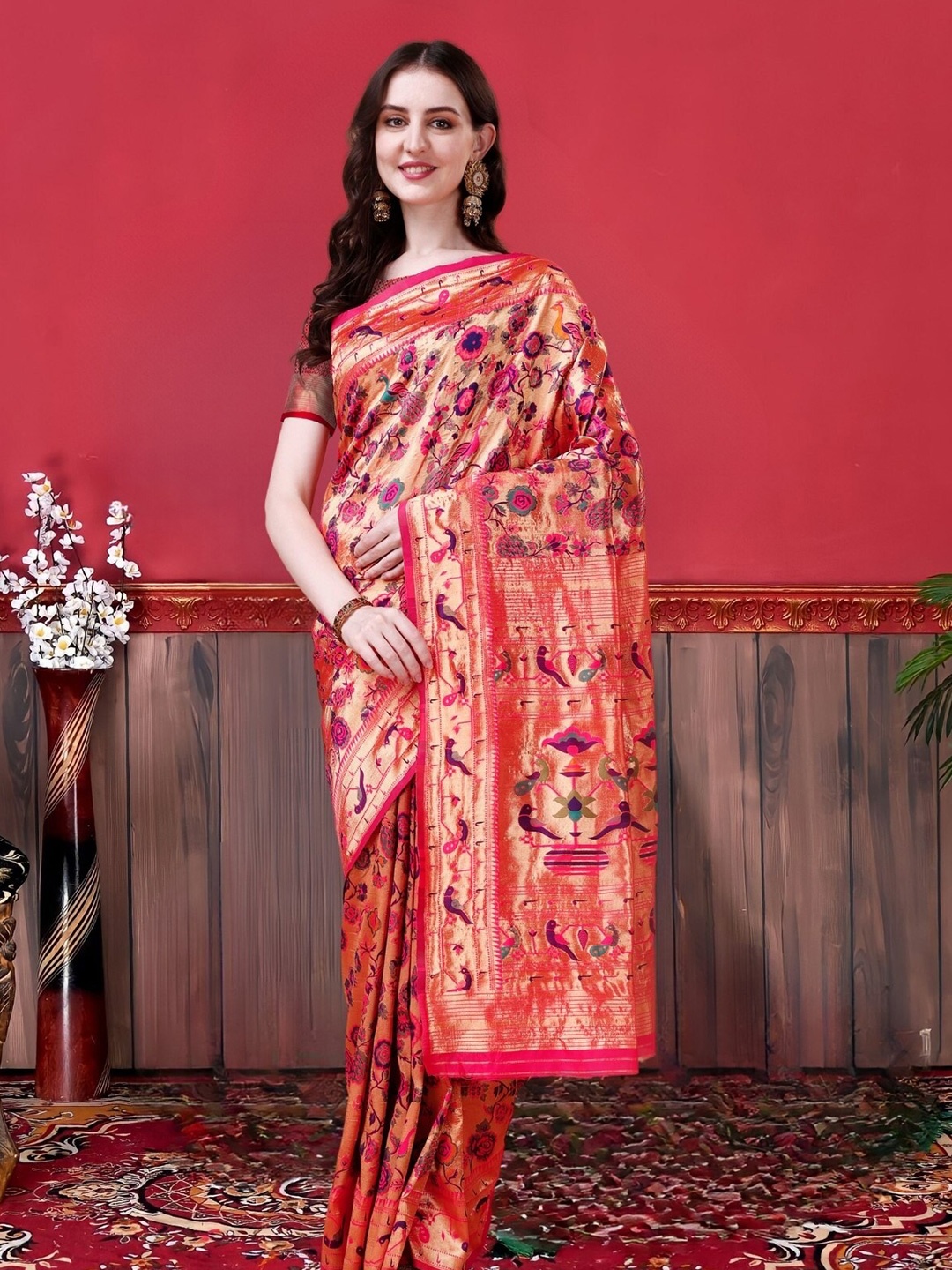

MAGMINA Woven Design Zari Banarasi Saree, Pink