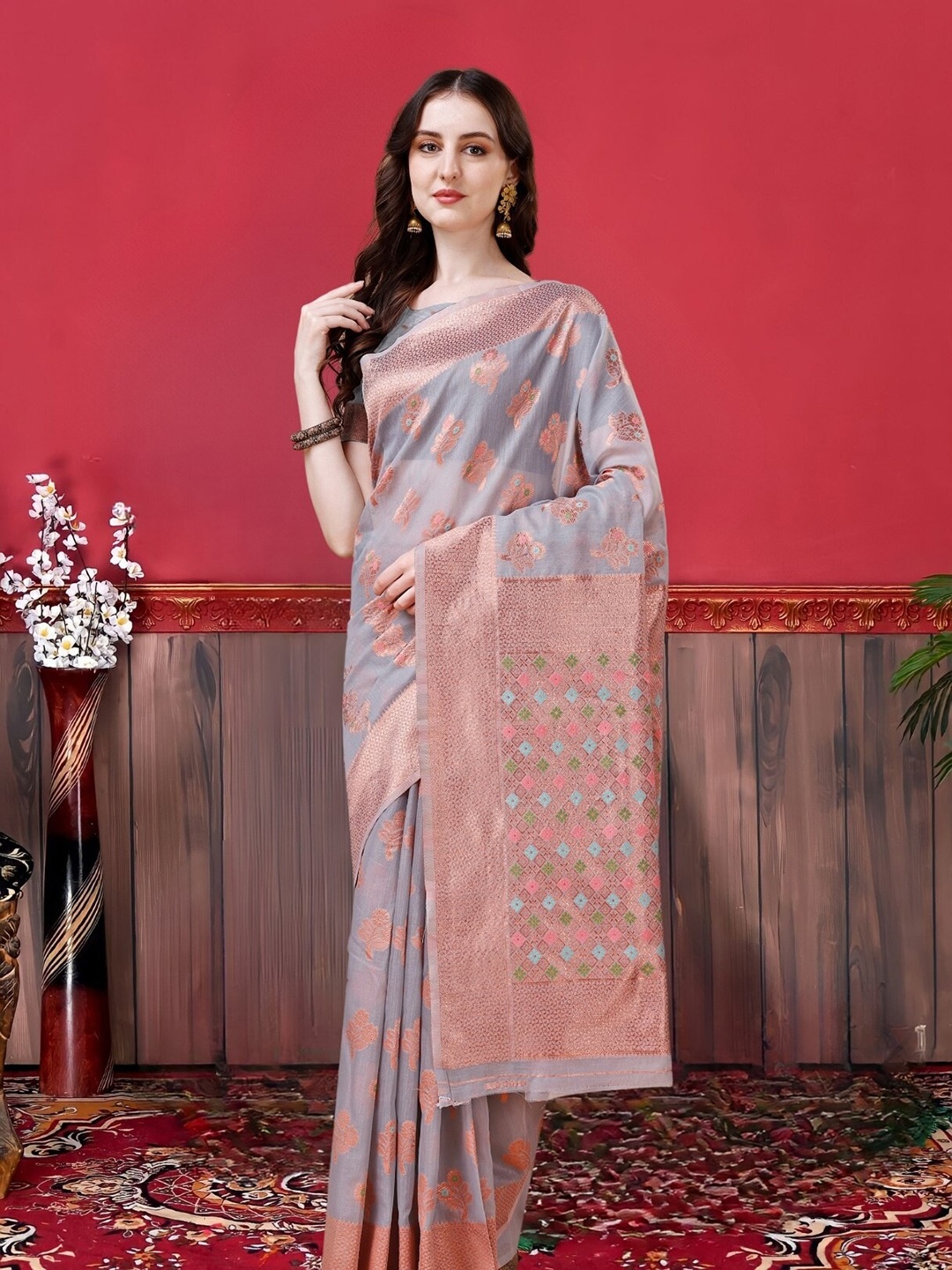 

MAGMINA Woven Design Zari Cotton Banarasi Saree, Grey