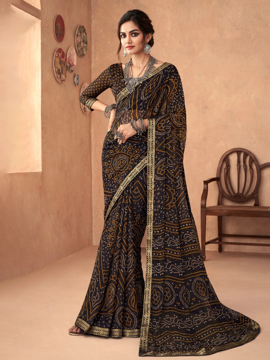 

Reboot Fashions Bandhani Zari Pure Chiffon Bandhani Saree, Black