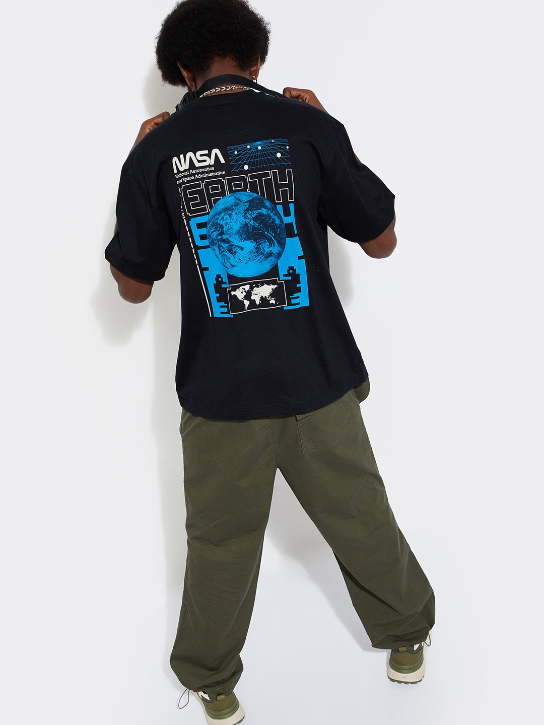 

max URB_N Men Typography Printed Round Neck Short Sleeves Cotton T-shirt, Black