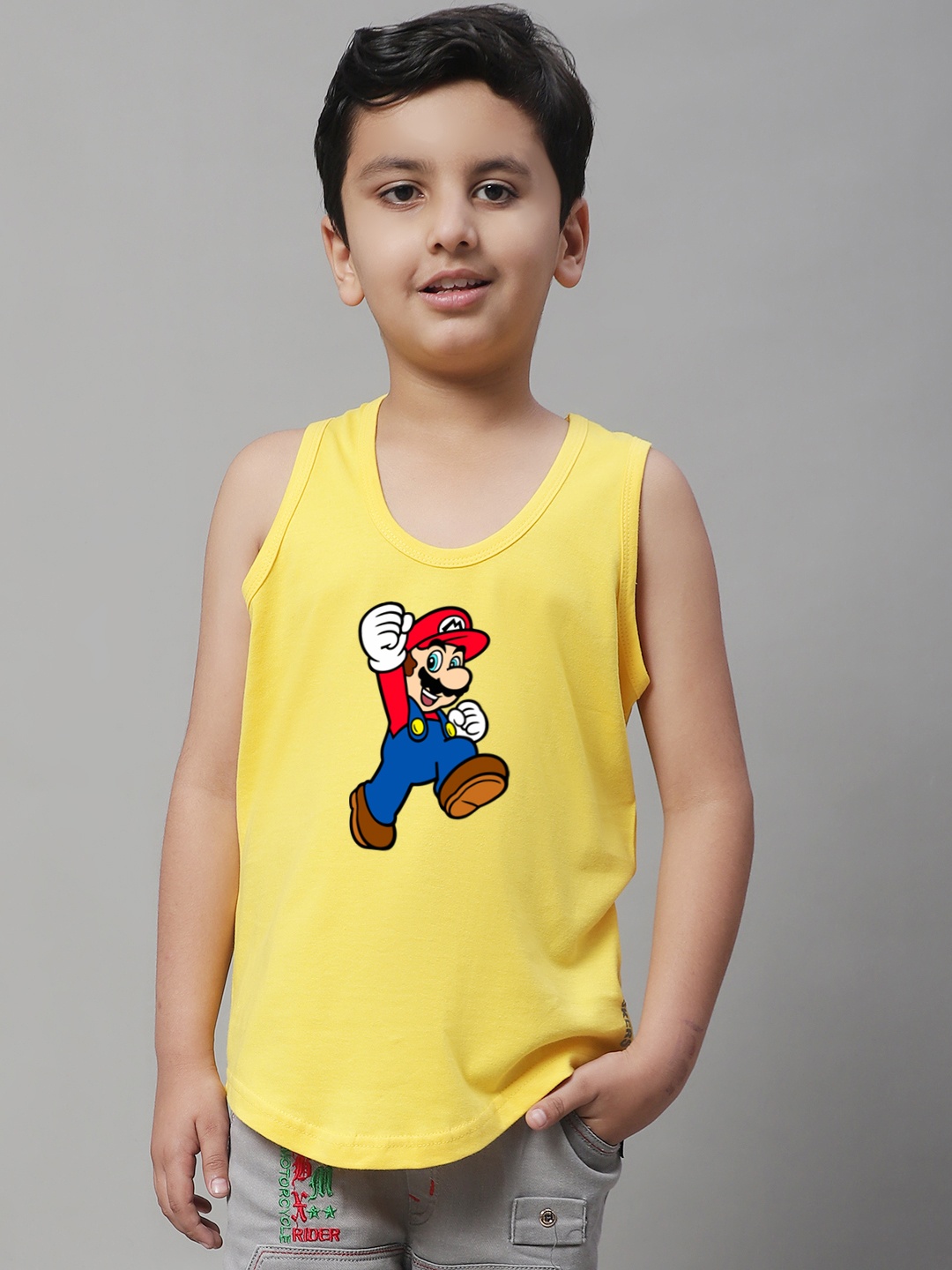 

Friskers Boys Super Mario Printed Pure Cotton Innerwear Basic Vest KDC589-06-2-3Y, Yellow