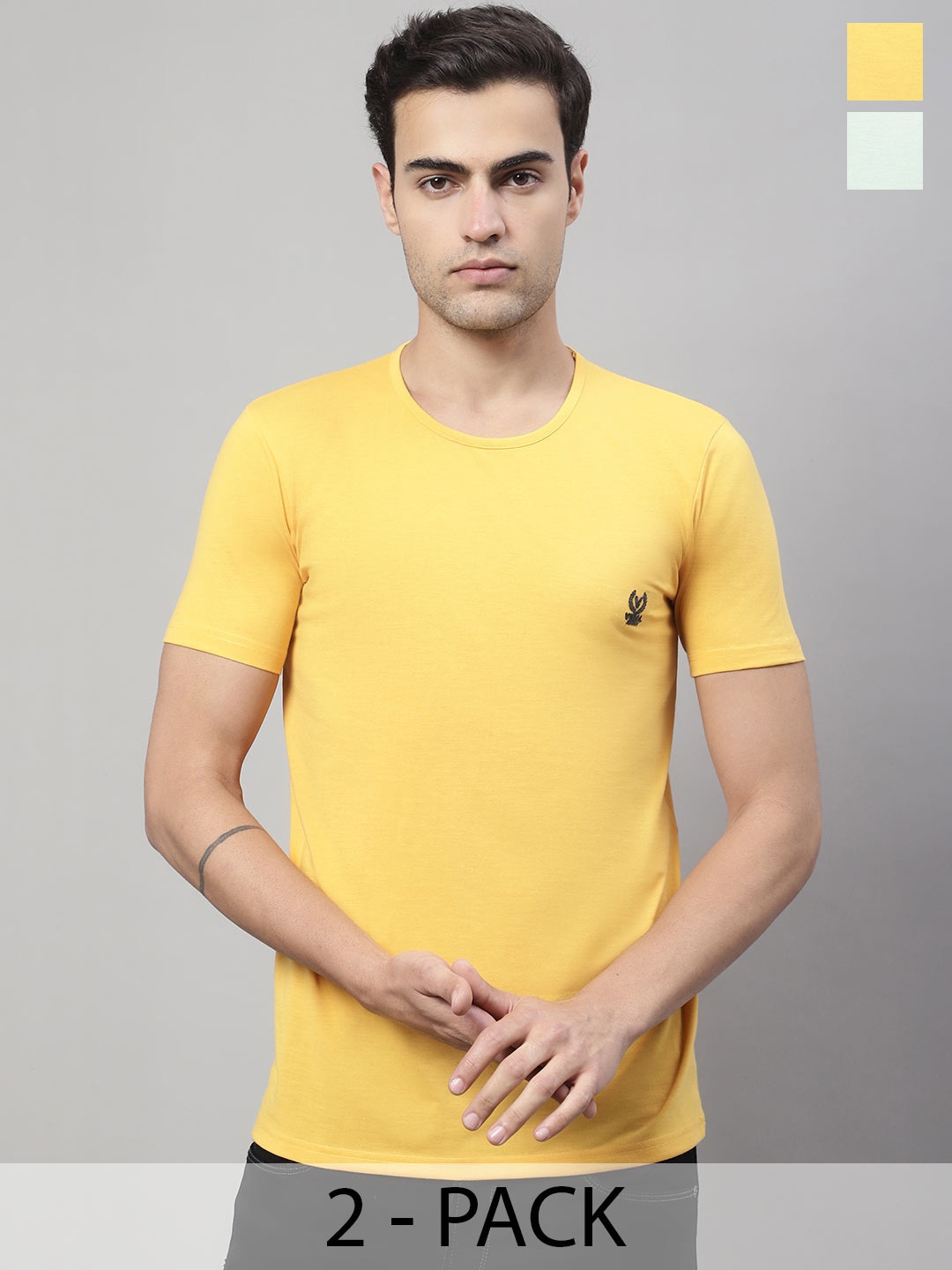 

VIMAL JONNEY Pack Of 2 Cotton T-shirts, Green