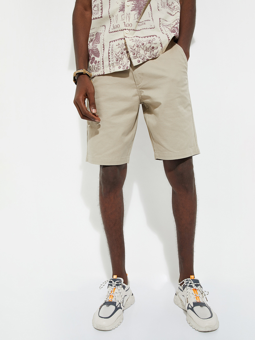 

max URB_N Men Slim Fit Solid Shorts, Khaki