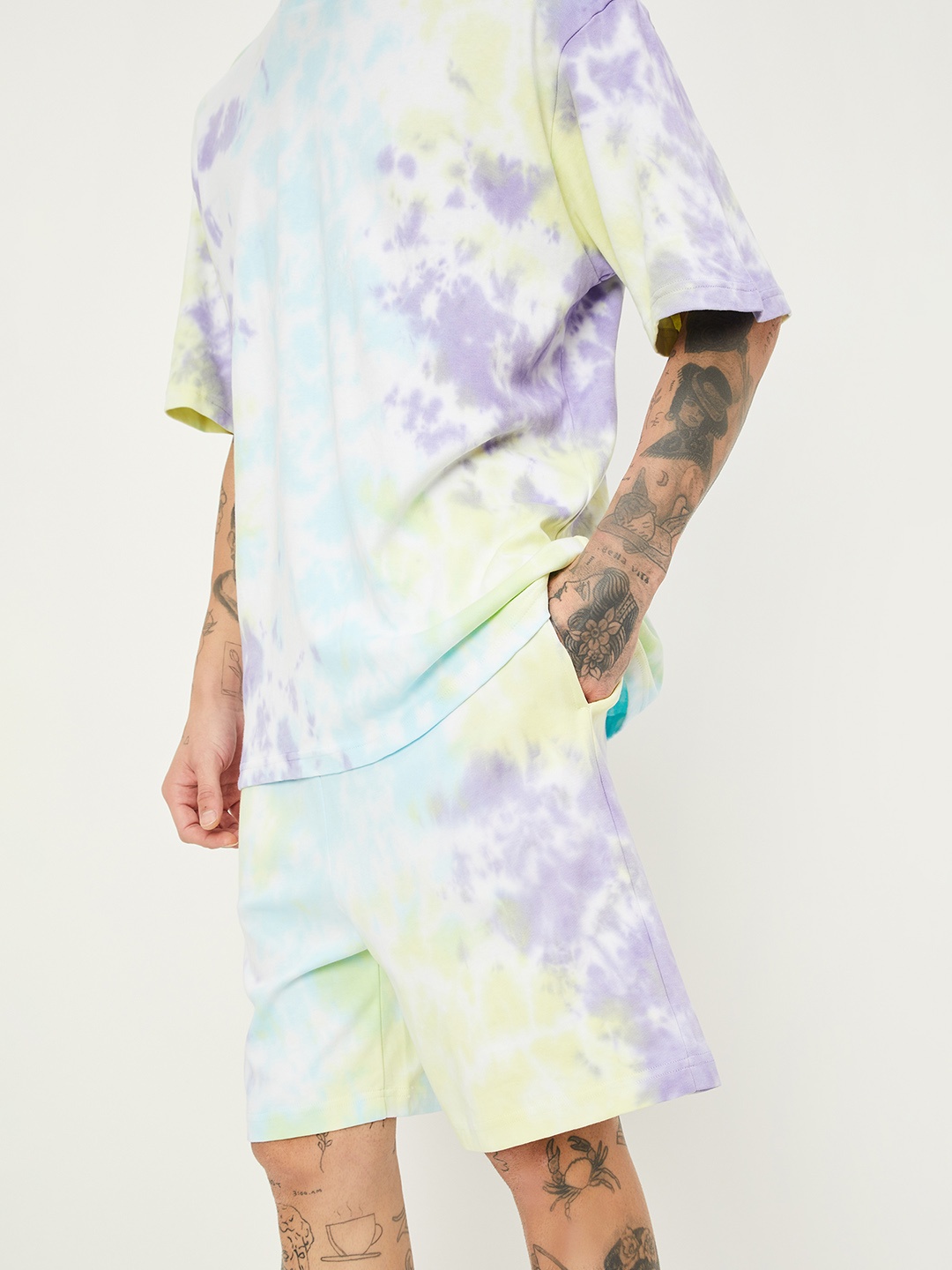 

max Men Tie & Dye Pure Cotton Shorts, White