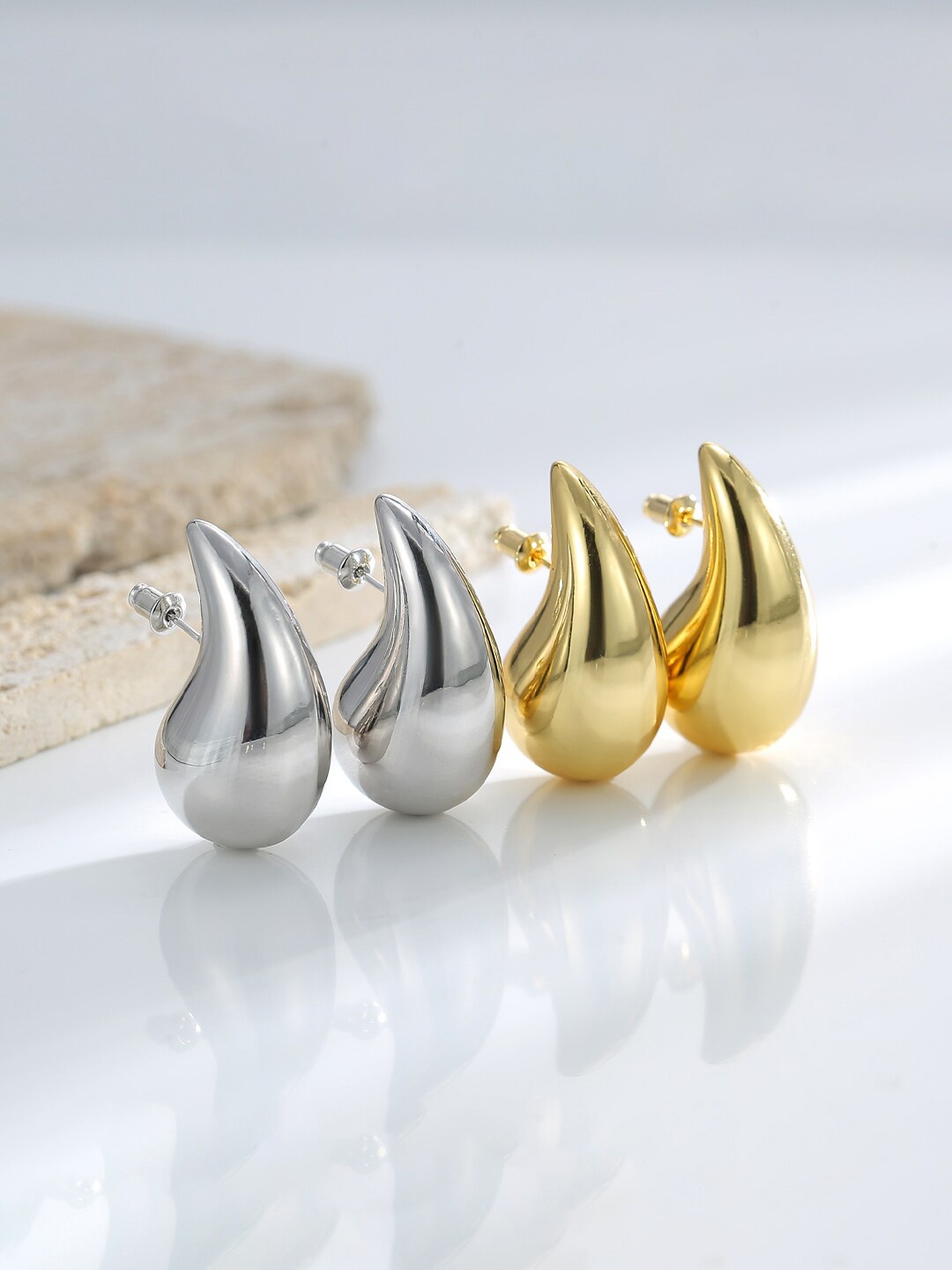 

Krelin Set Of 2 Teardrop Shaped Drop Earrings, Silver