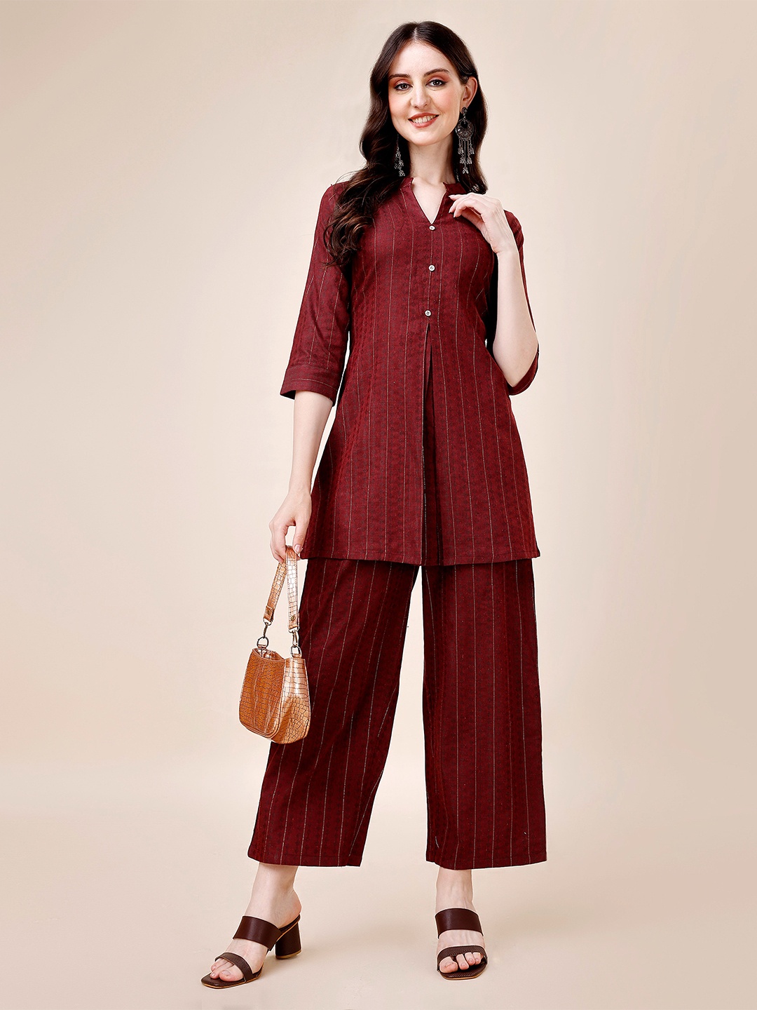 

WILNERCROWN Striped Ethnic Motifs Kurti with Trouser, Maroon