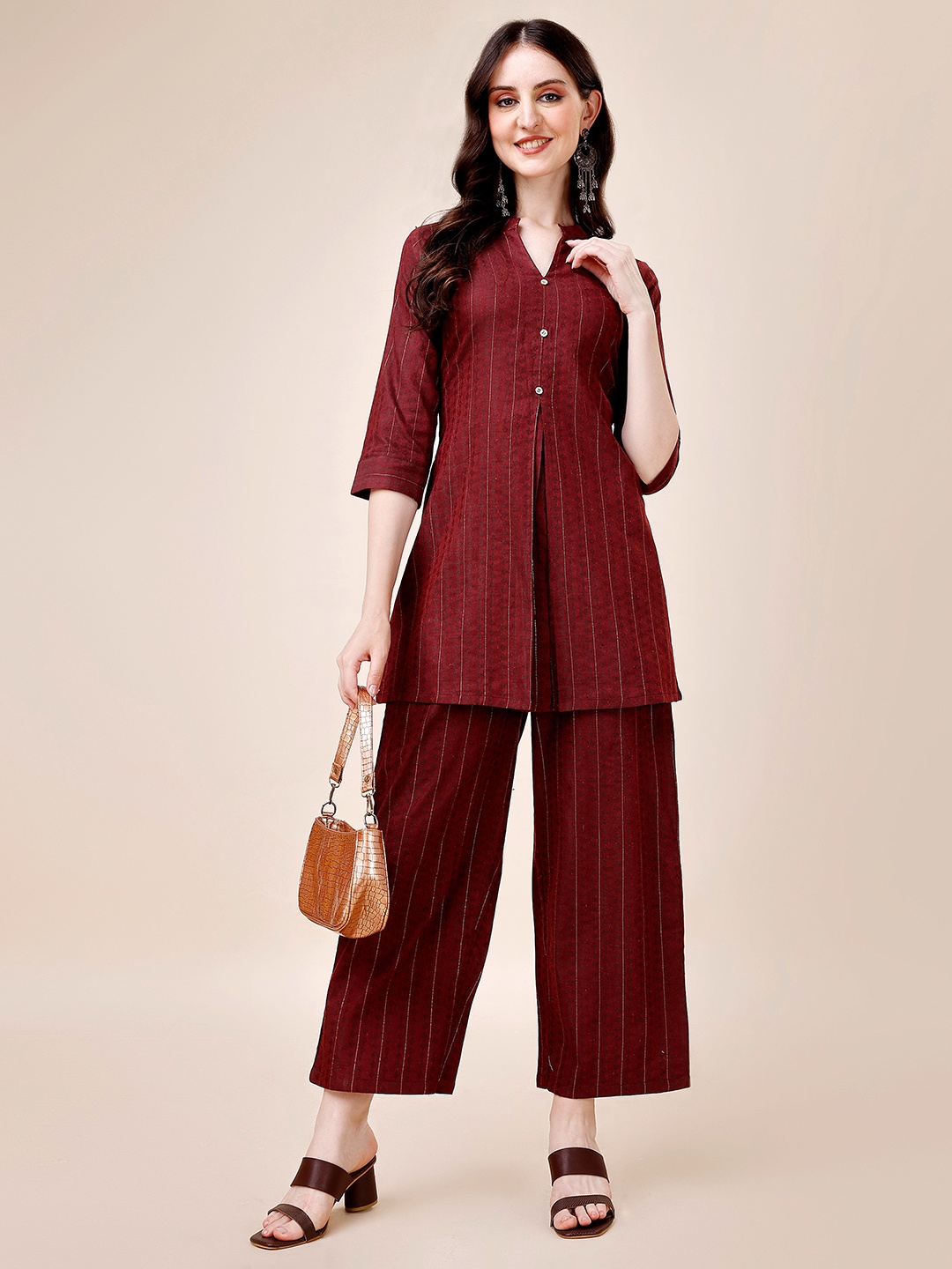 

WILNERCROWN Striped Ethnic Motifs Kurti with Trouser, Maroon