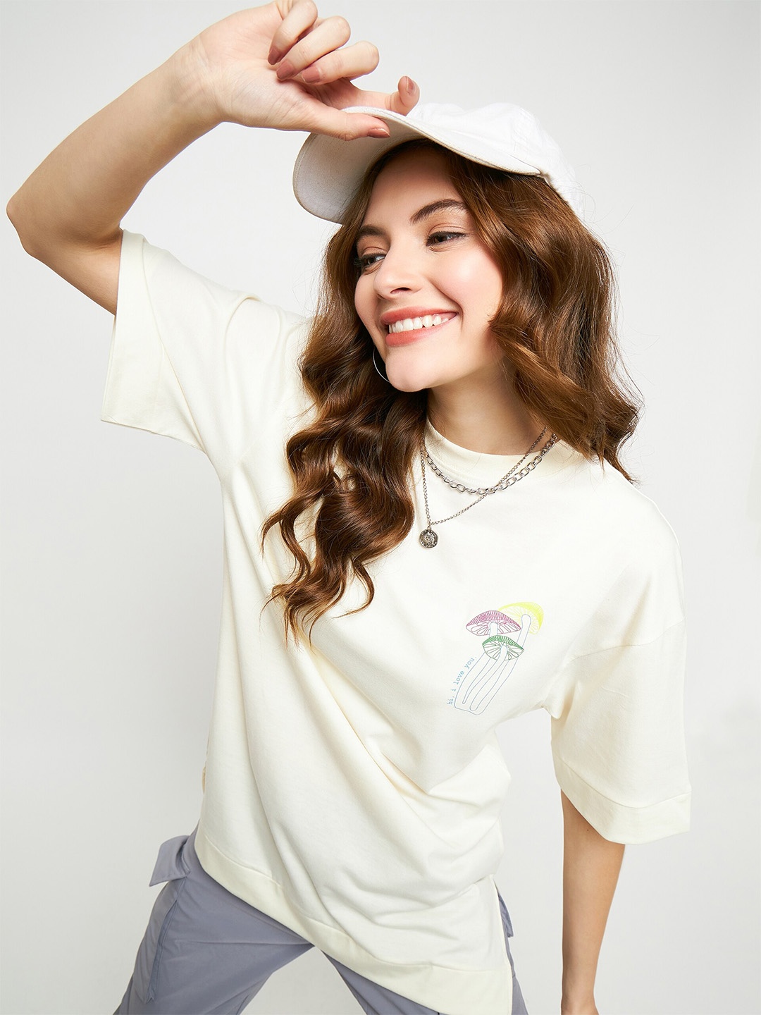 

Skidlers Round Neck Short Sleeves Cotton Oversized T-Shirt, Cream