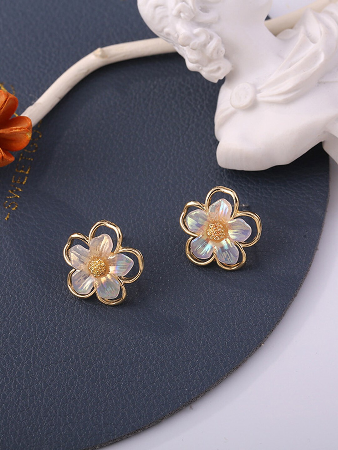 

Krelin Gold Plated Studs Earrings