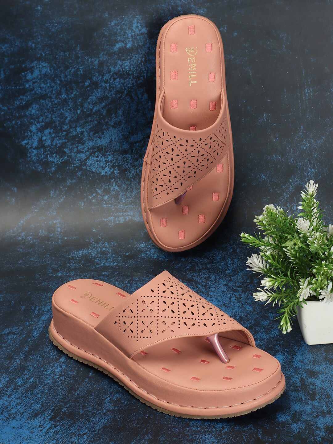 

Denill Open Toe Flats with Laser Cuts, Peach