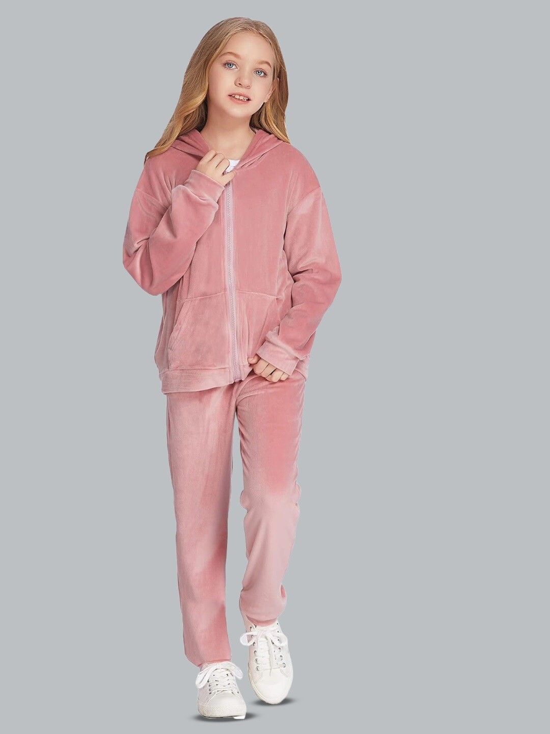 

Elendra jeans Girls Hooded Long Sleeves Fleece T-shirt With Trousers, Peach