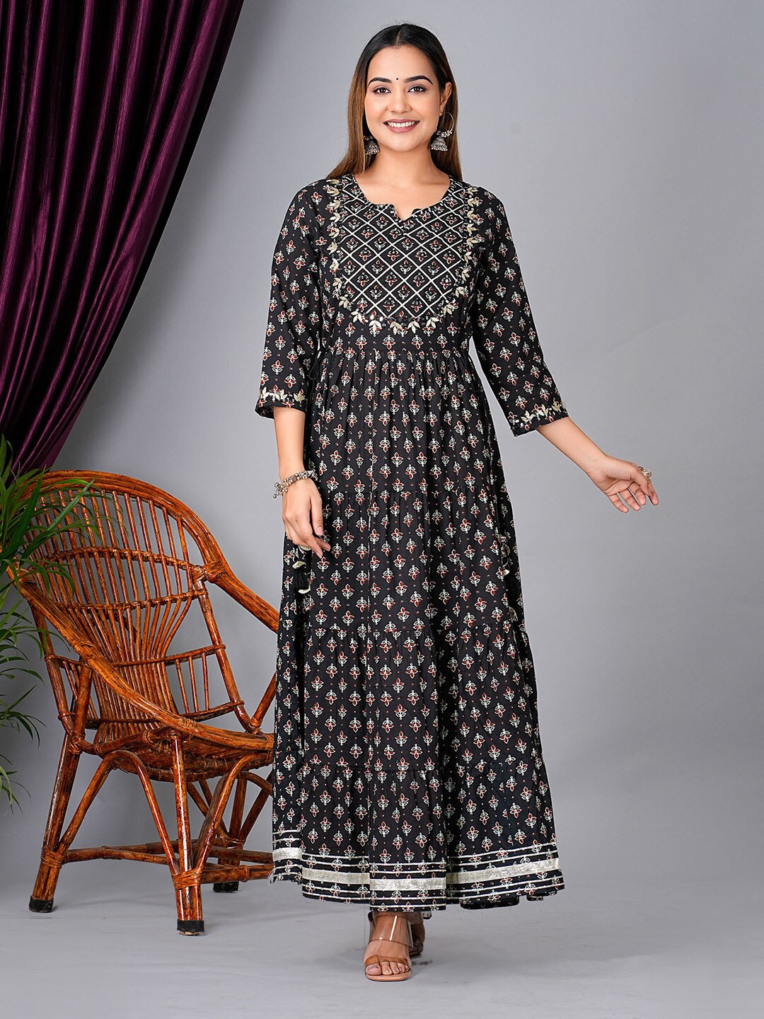 

KPF Floral Printed Anarkali Pure Cotton Kurta with Palazzos, Black