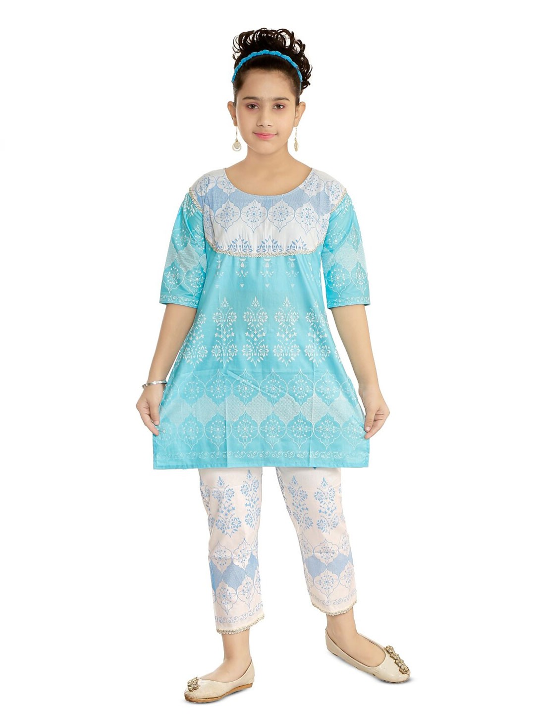 

BAESD Girls Ethnic Motifs Printed Kurta & Trousers, Blue