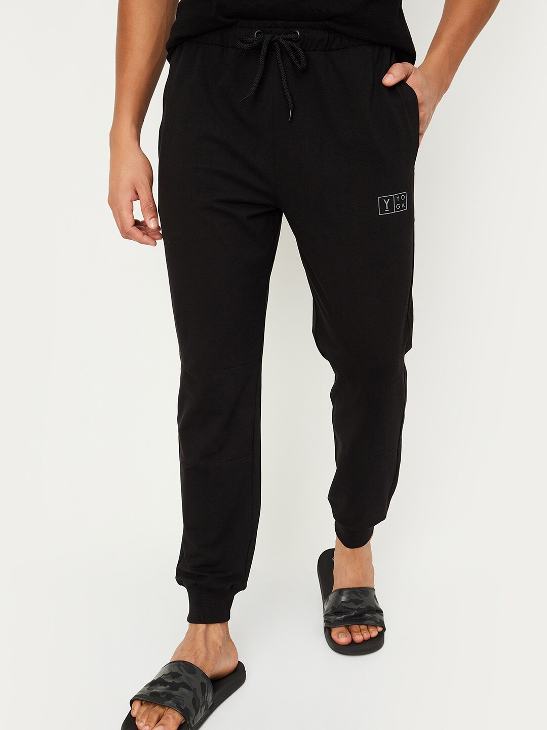 

max Men Mid-Rise Lounge Joggers, Black