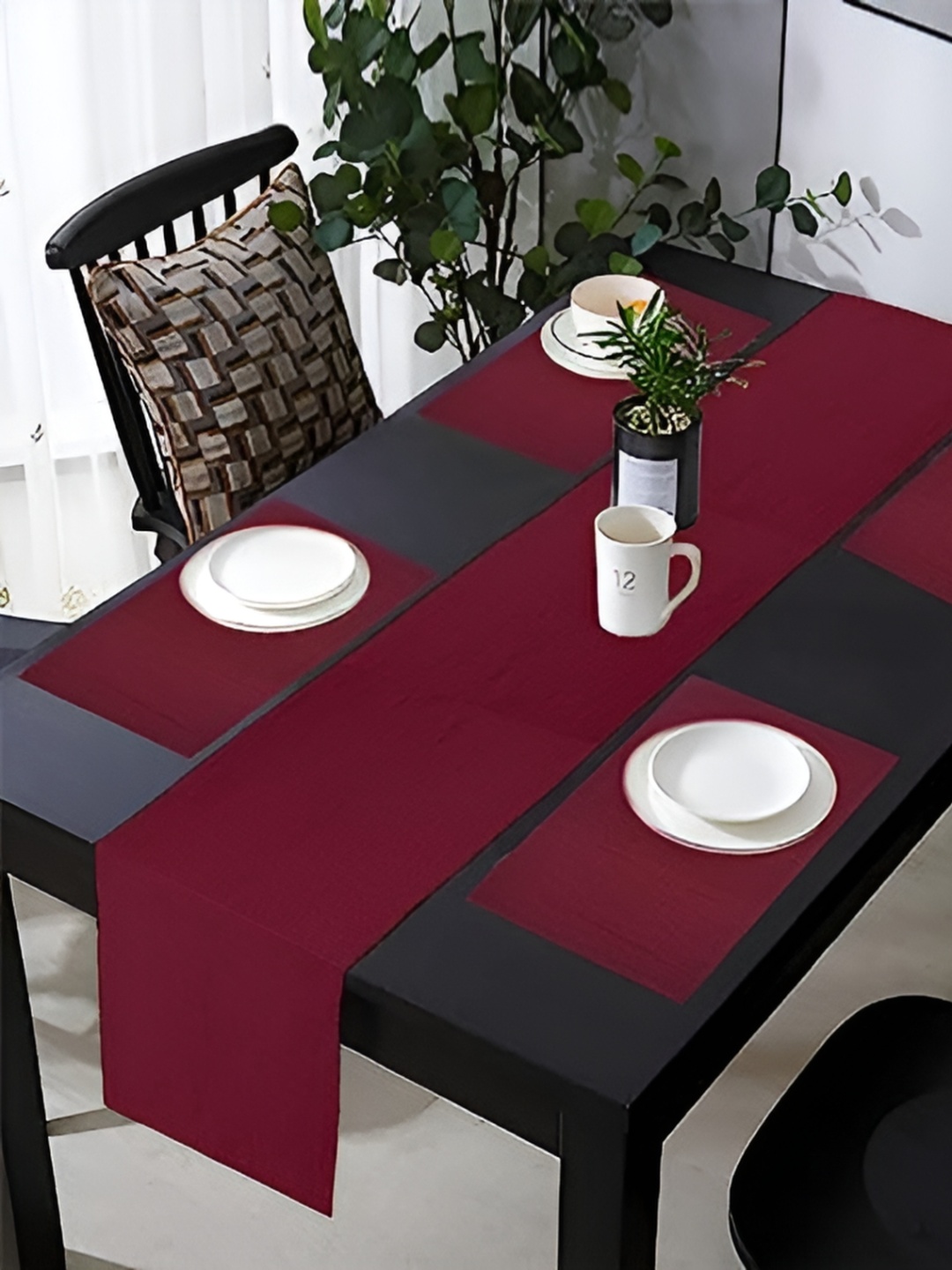 

Lushomes Maroon 5 Pieces Pure Cotton Table Runner & Table Placemat