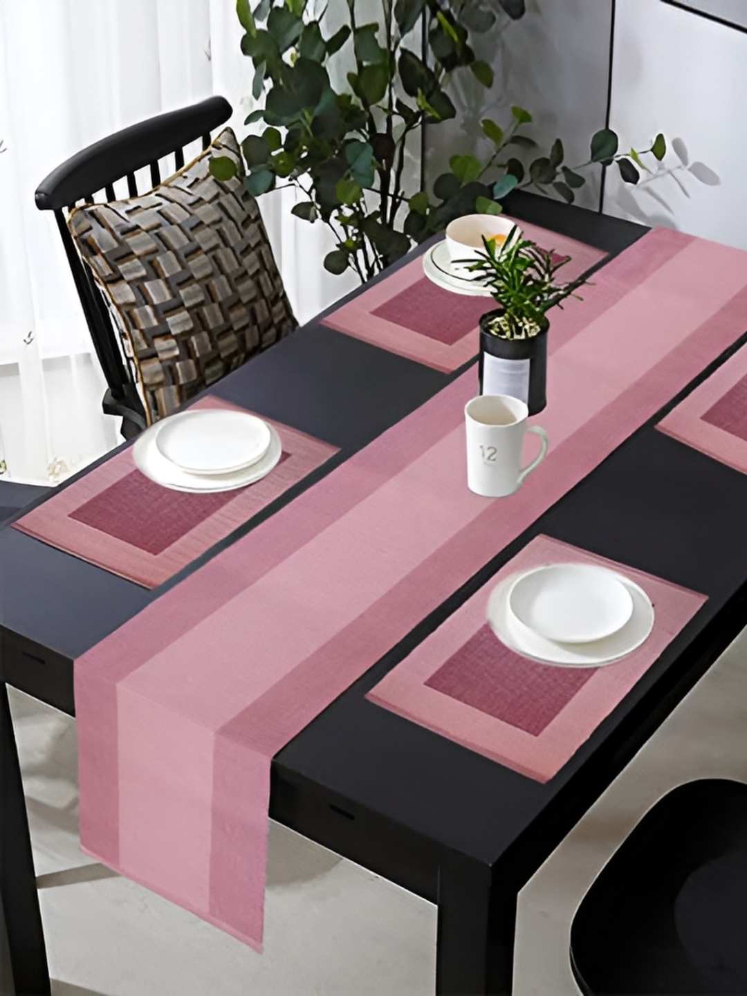 

Lushomes Lavender 5 Pieces Ribbed Pure Cotton Table Runner & Table Placemat