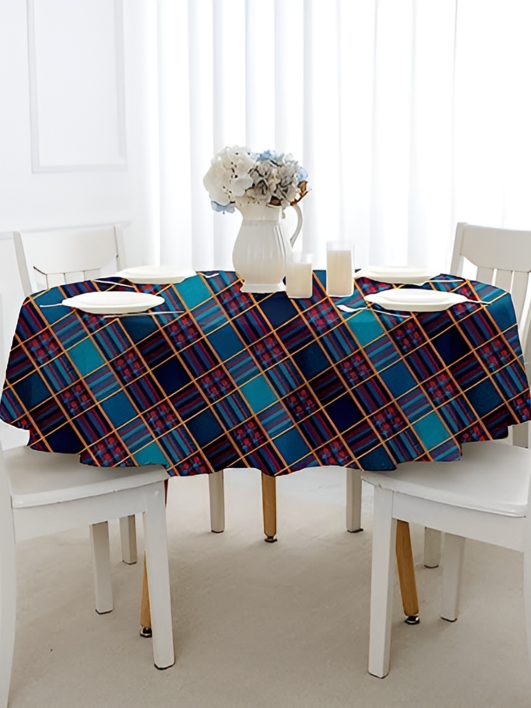 

Lushomes Green Checked 6 Seater Table Cover