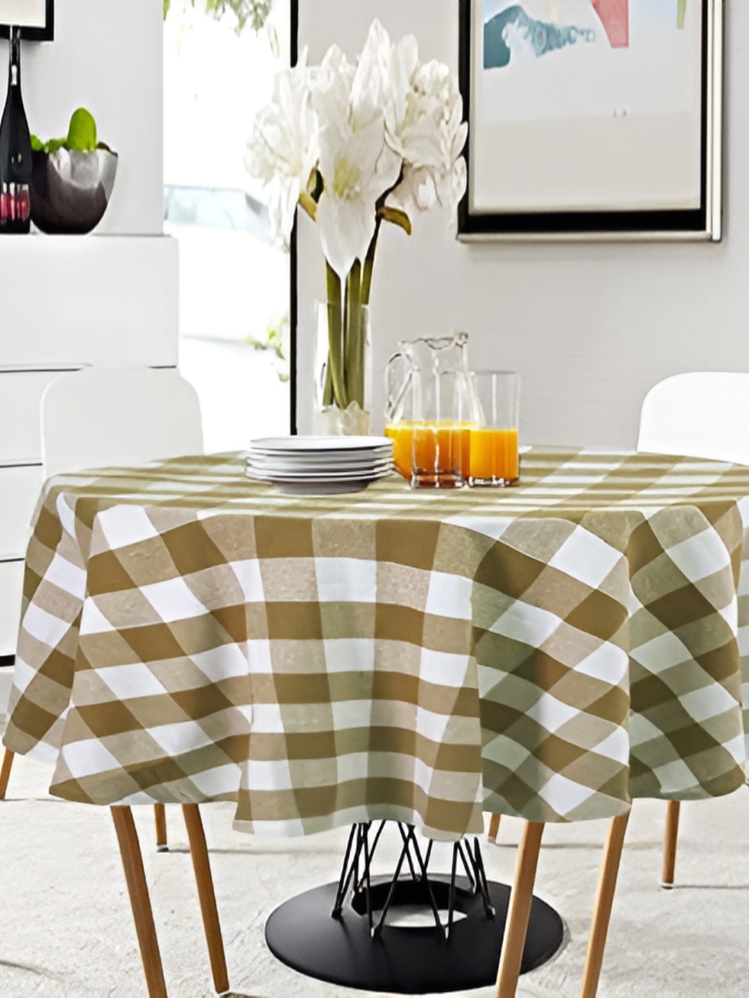 

Lushomes Green Checked 2 seater Table Cover, Beige