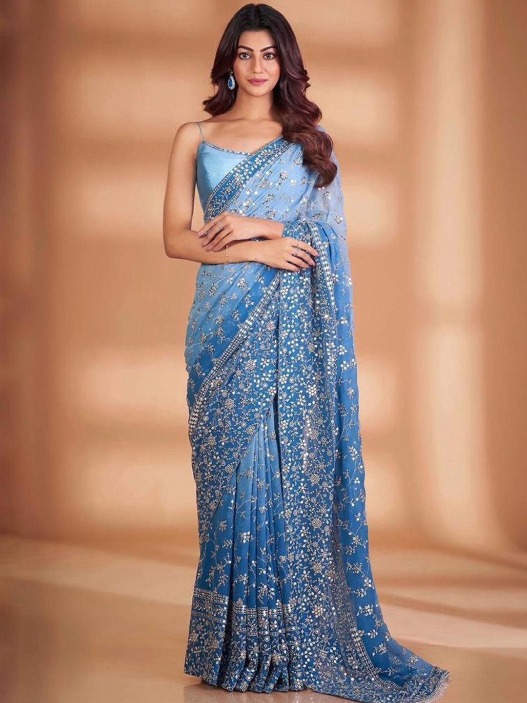 

Jinal & Jinal Blue & Gold-Toned Floral Embroidered Saree