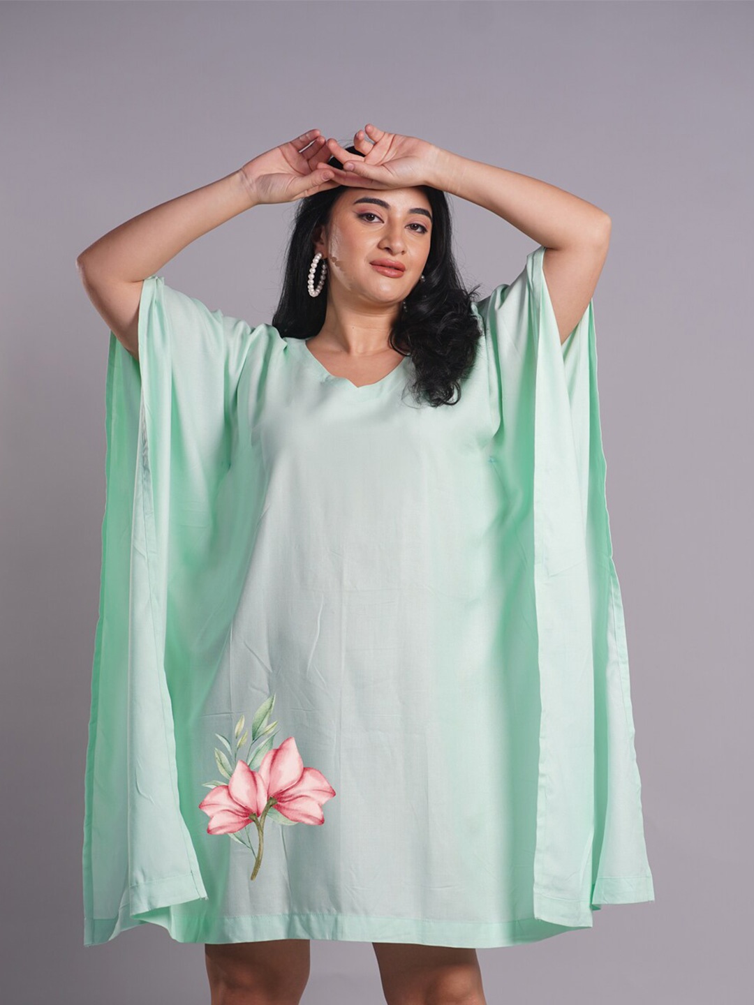 

LetsDressUp V-Neck Extended Sleeves Kaftan Plus Size Dress, Lime green