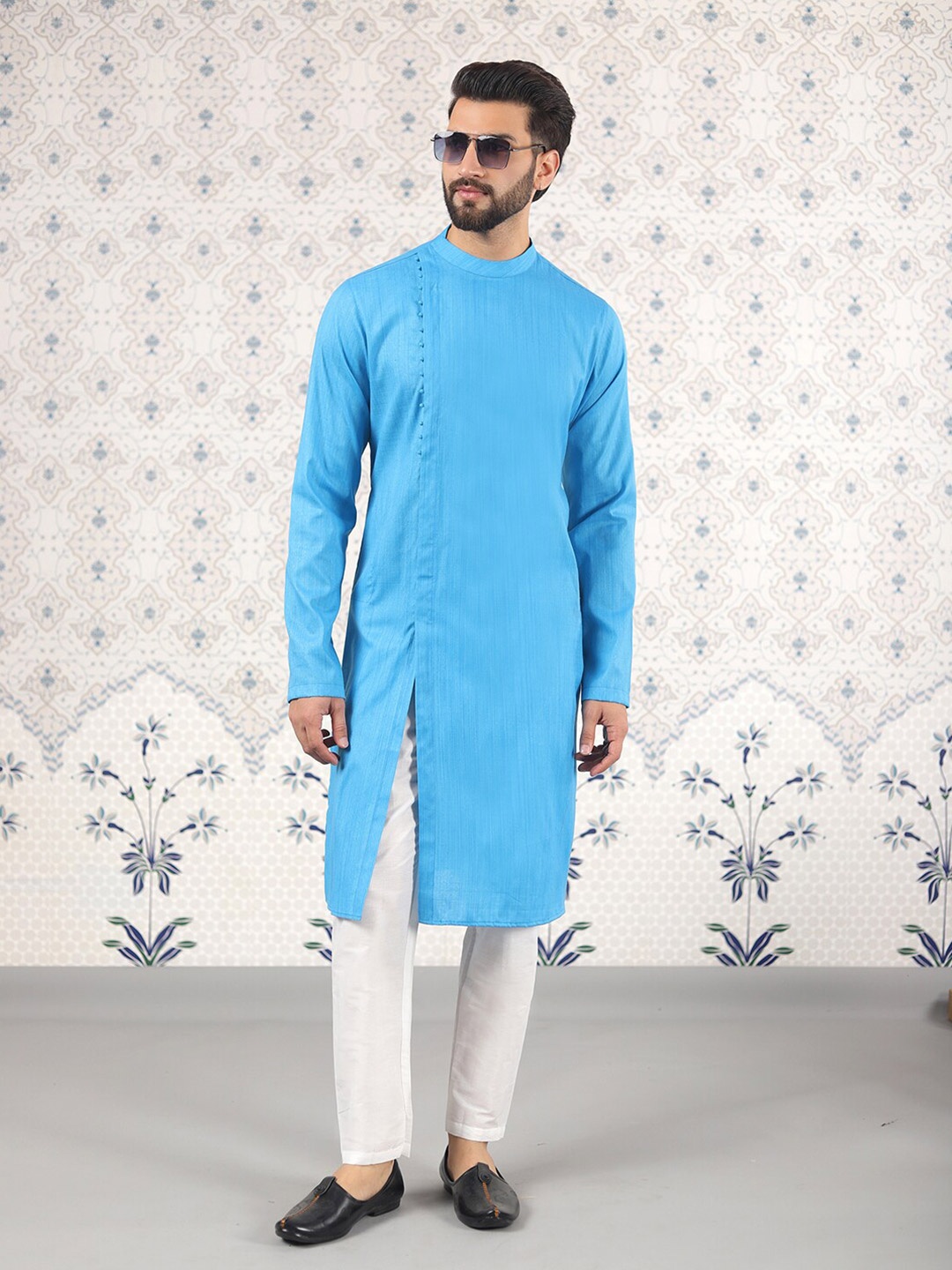 

Ode by House of Pataudi Mandarin Collar Regular Straight Kurta with Pyjamas, Blue