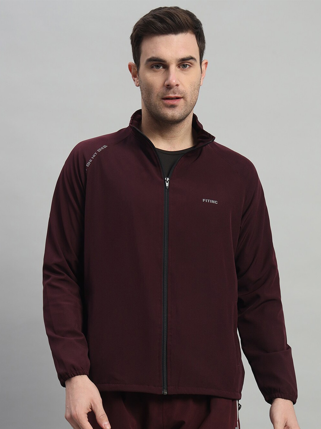 

FITINC Rapid-Dry Stand Collar Lightweight Training or Gym Sporty Jacket, Maroon