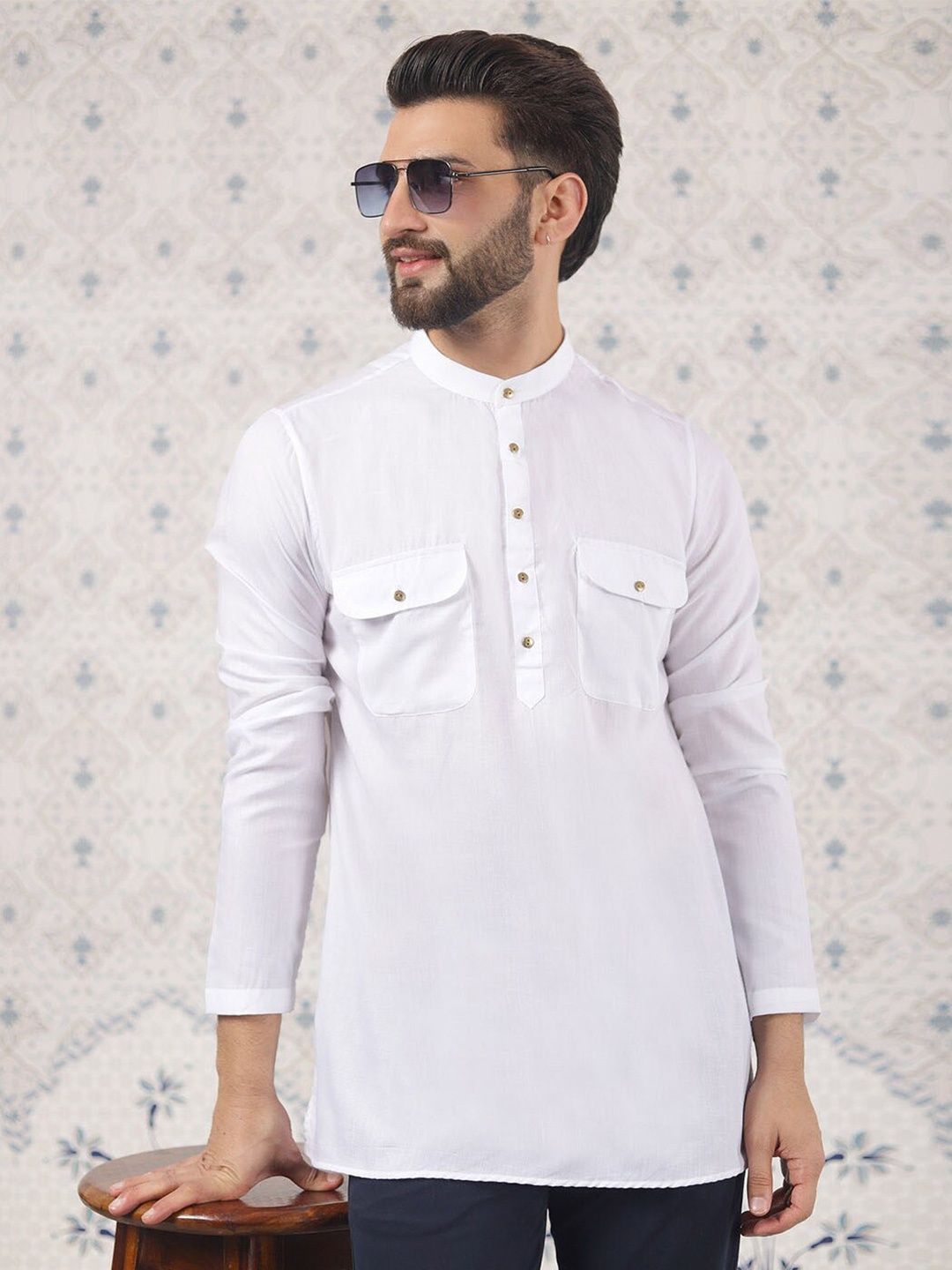 

Ode by House of Pataudi Band Collar Cotton Silk Straight Kurta, White