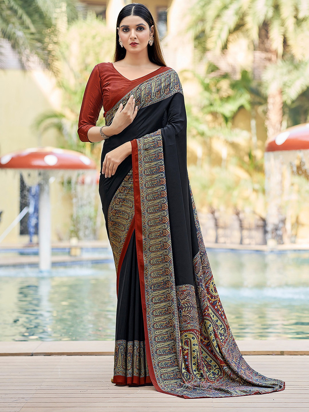 

Mitera Ethnic Motifs Maheshwari Saree, Black