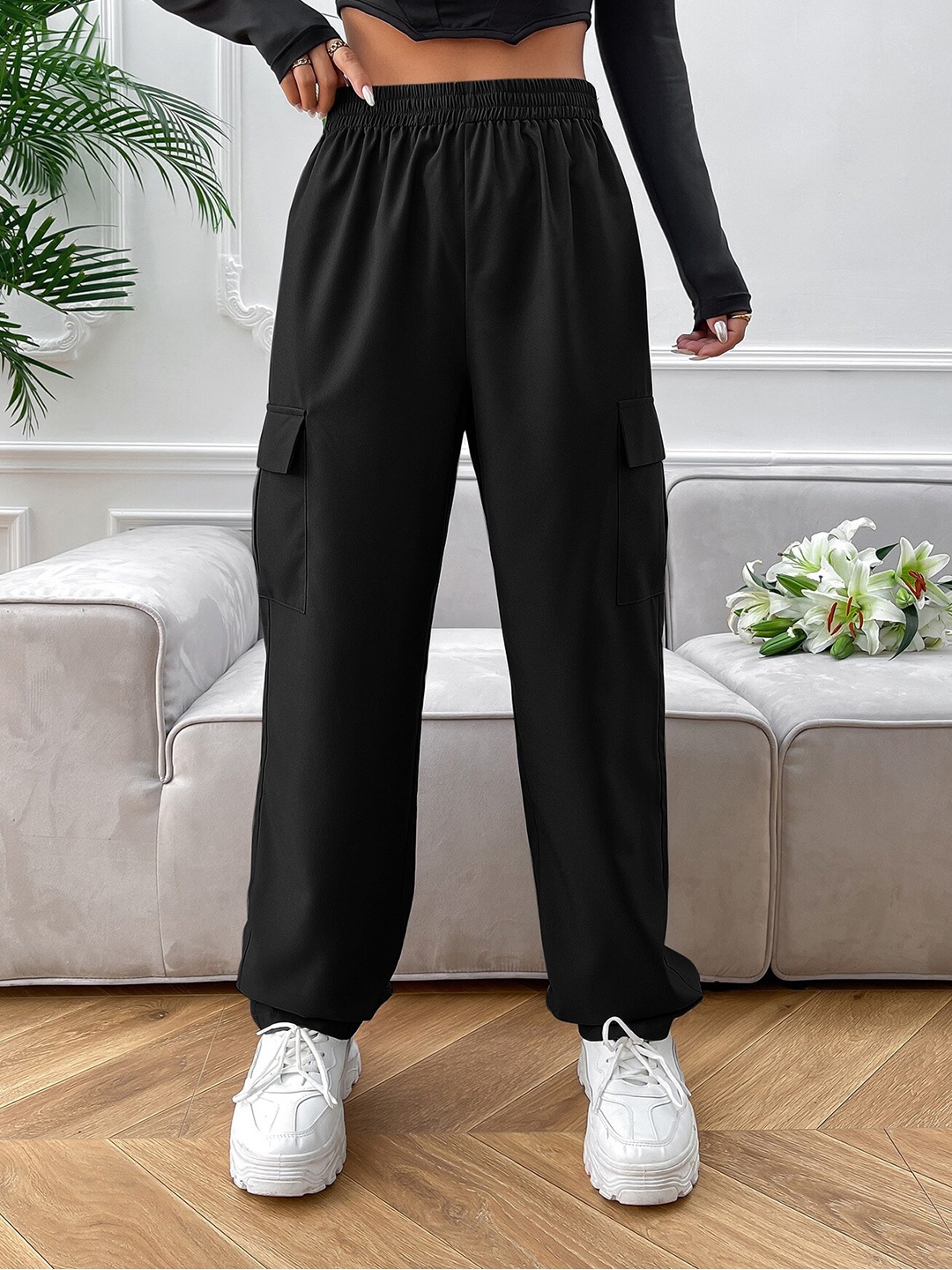 

AAHWAN Women Black Loose Fit High-Rise Cotton Cargos