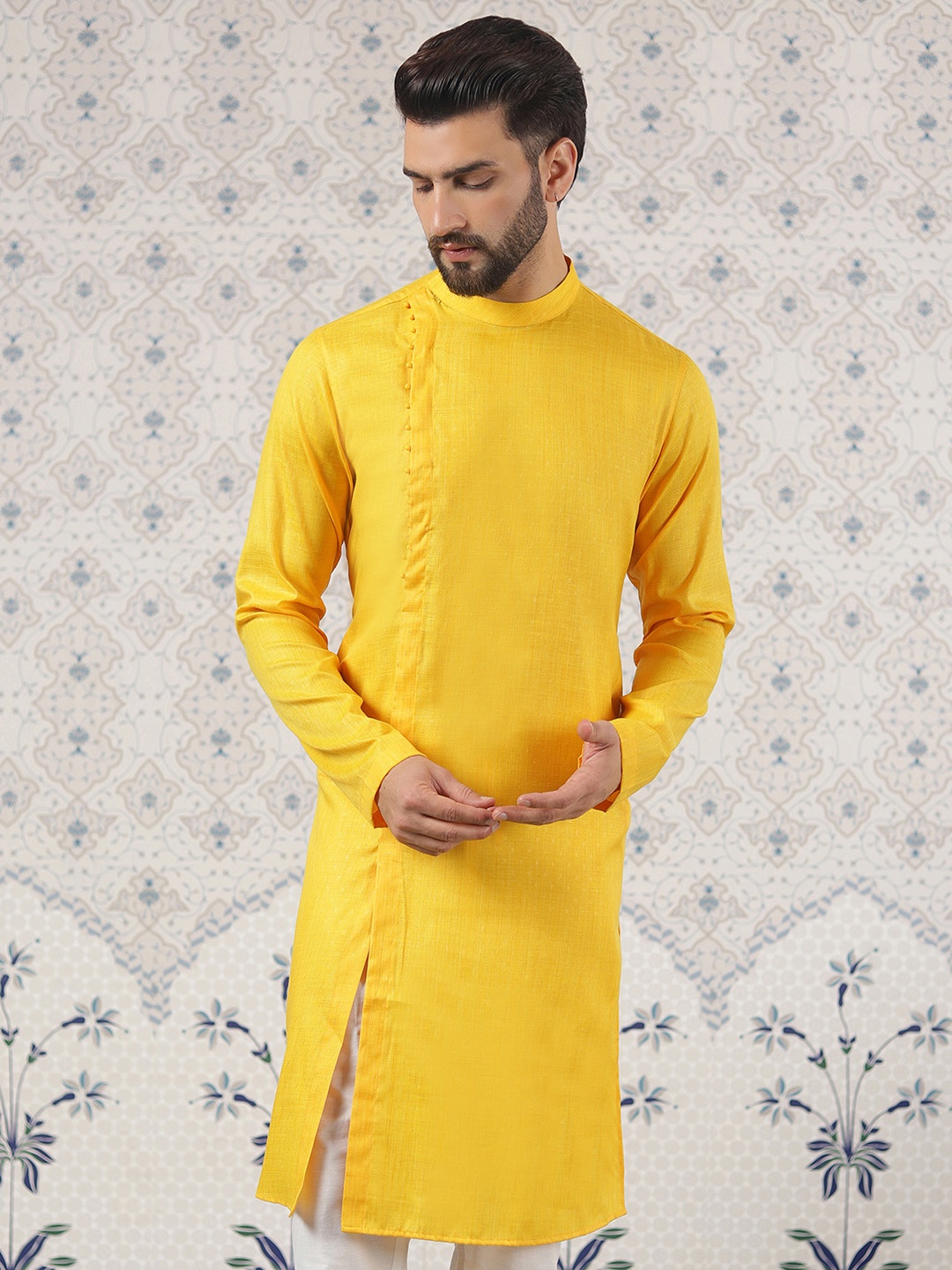 

Ode by House of Pataudi Mandarin Collar Jacquard Weave Straight Kurta, Yellow