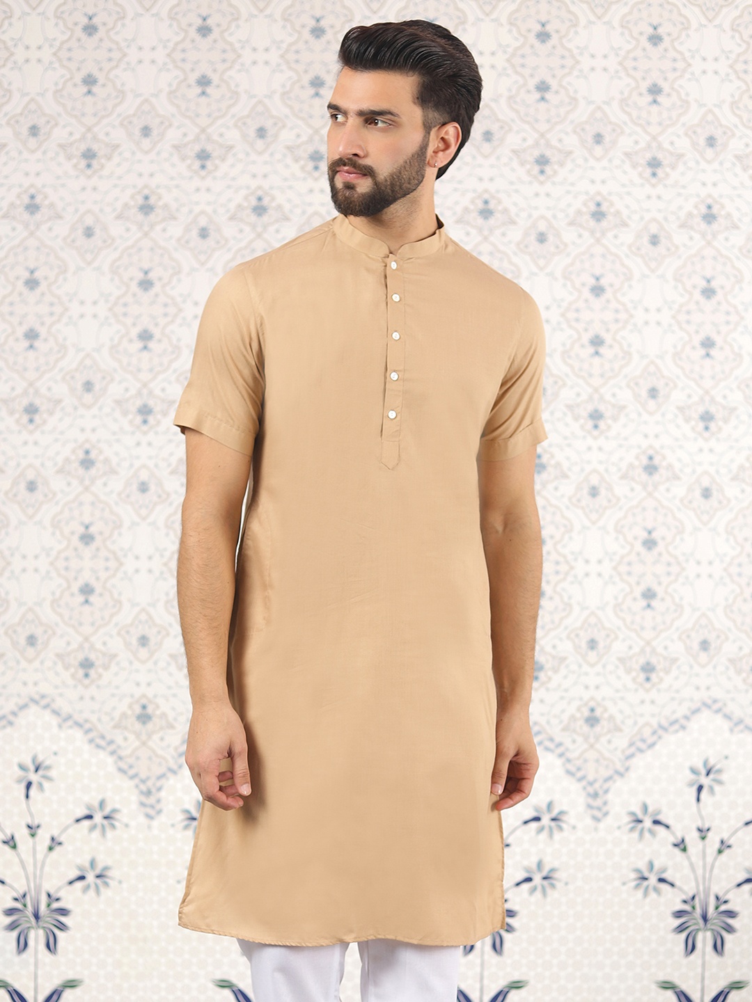 

Ode by House of Pataudi Brown Mandarin Collar Cotton Silk Straight Kurta
