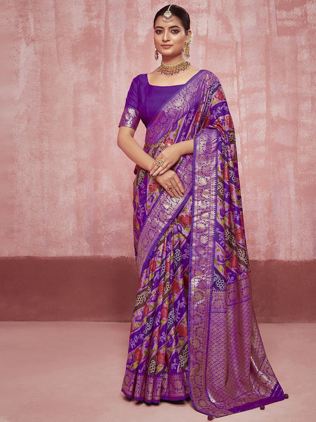 

Satrani Purple & Red Ethnic Motifs Printed Zari Pure Silk Sungudi Saree