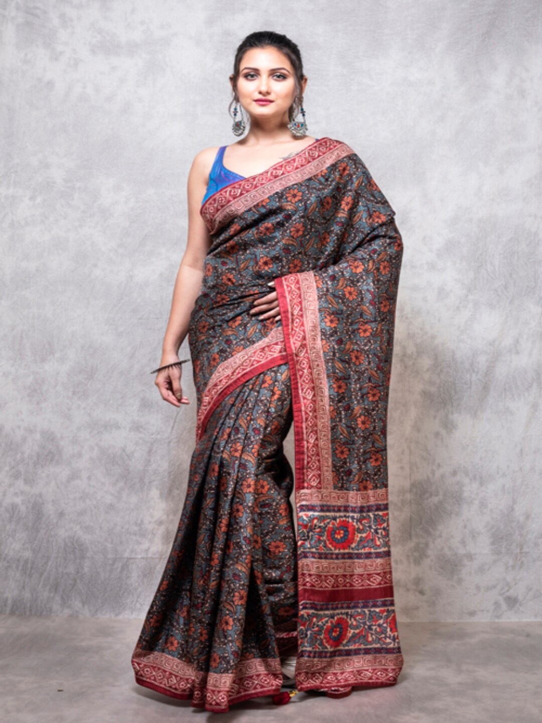 

Morchari Floral Digital Printed Silk Saree, Blue