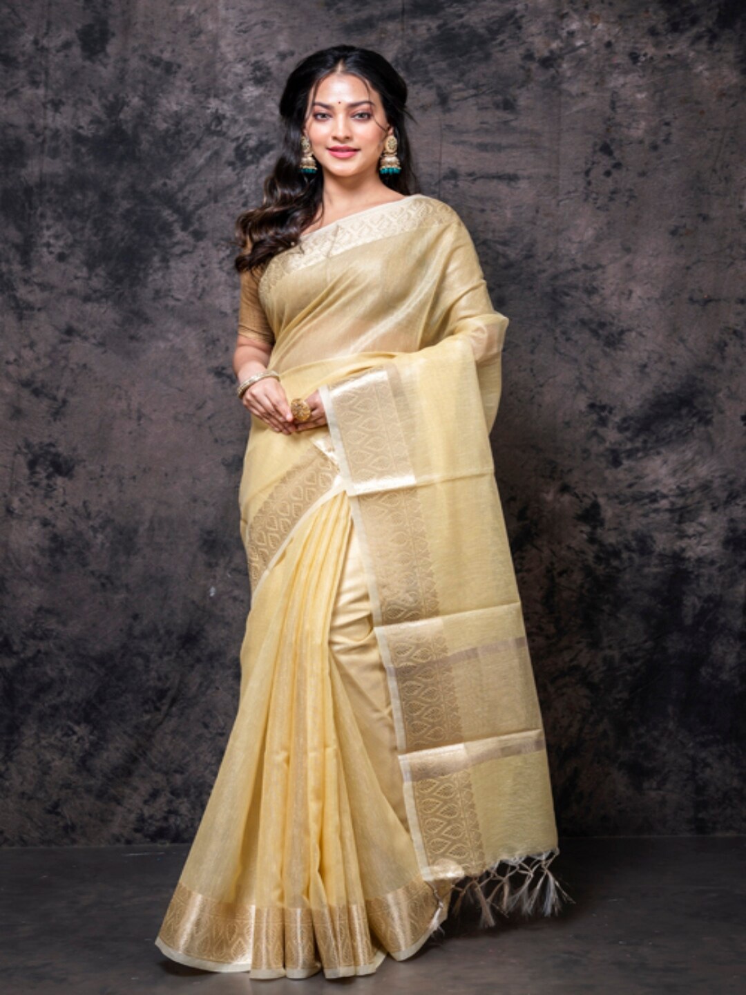 

Morchari Zari Tissue Saree, Yellow