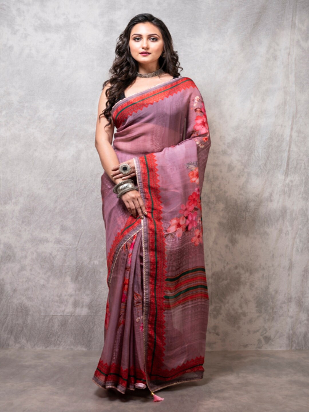 

Morchari Floral Printed Organza Saree, Pink