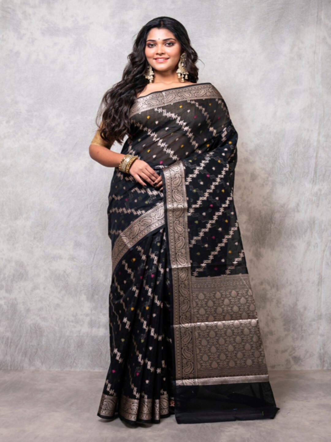 

Morchari Striped Woven Design Zari Saree, Black