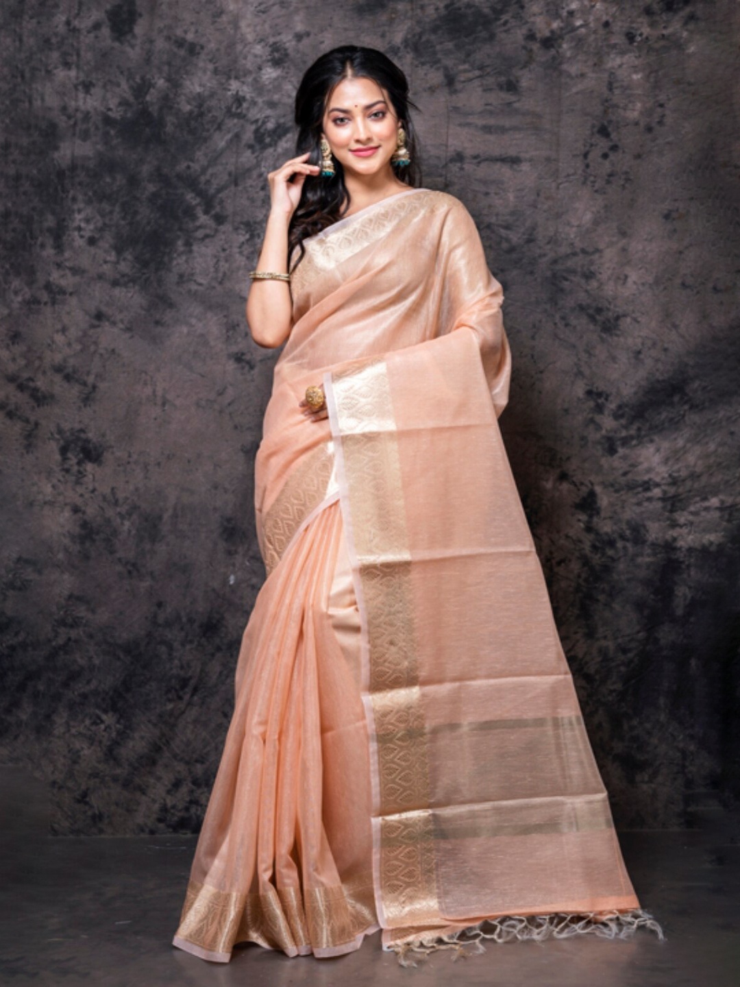 

Morchari Zari Tissue Saree, Cream