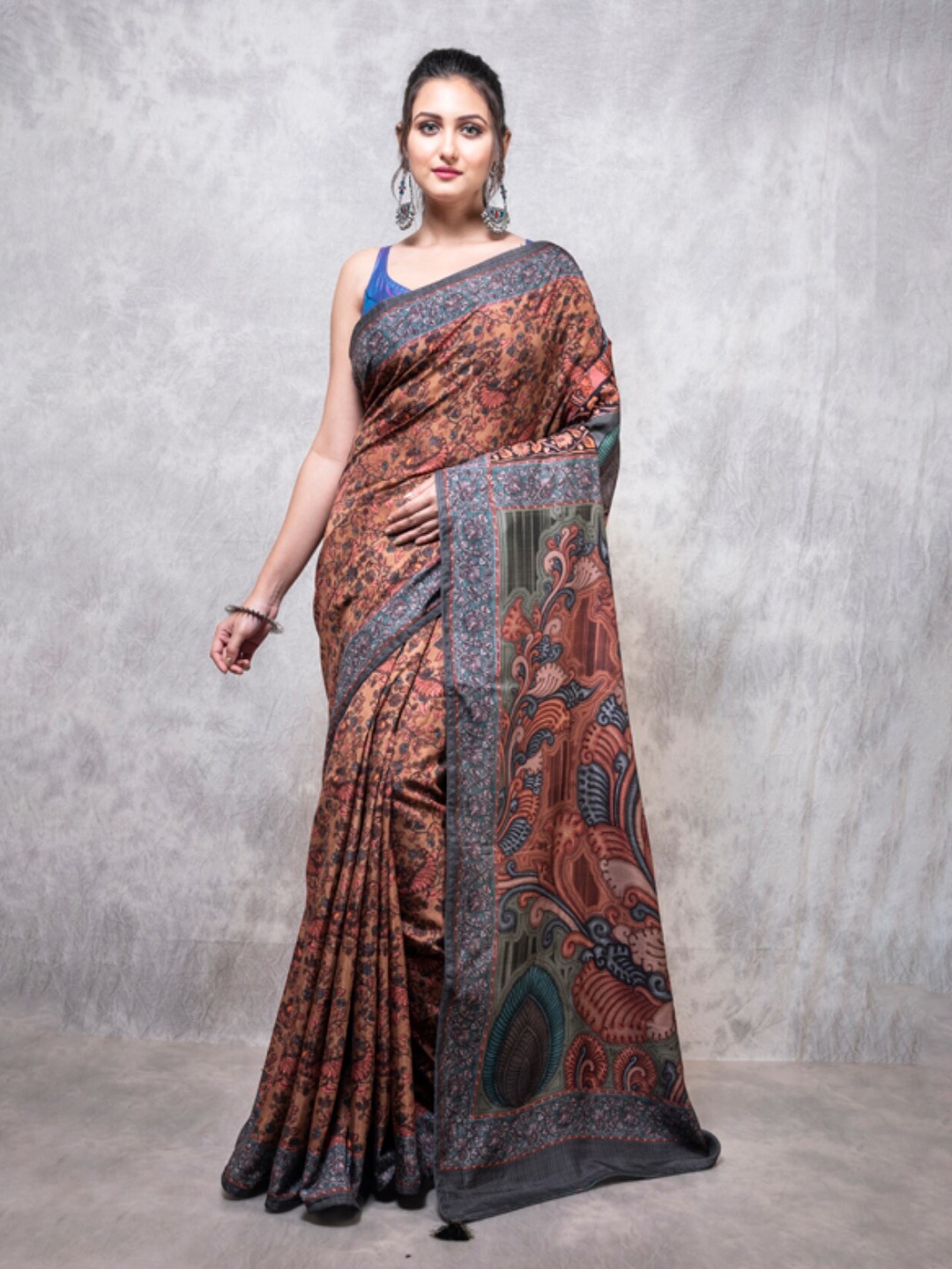 

Morchari Floral Pure Silk Saree, Grey