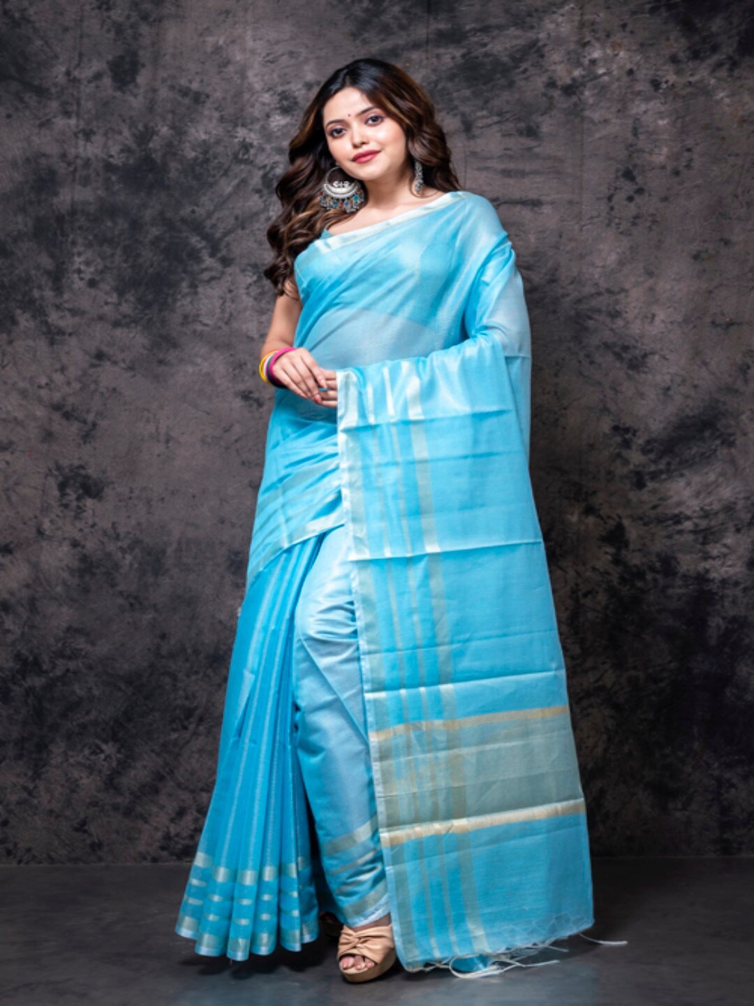 

Morchari Woven Design Zari Tissue Saree, Blue